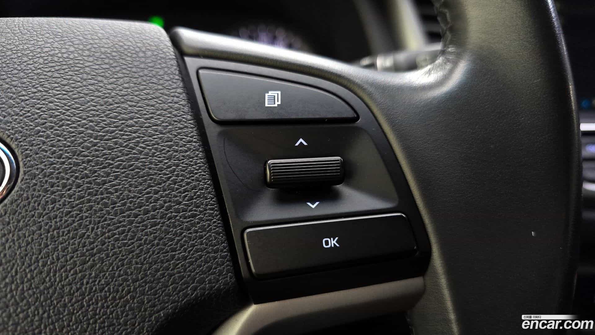 Tucson Hyundai 2017.6-OPTION-041