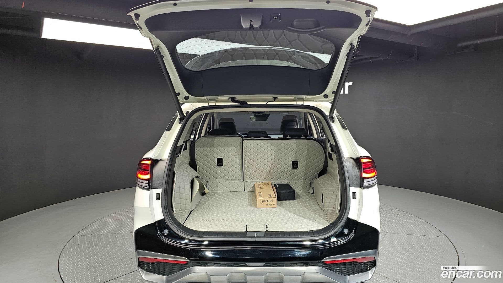 Main__Slider__Photo:Sportage Kia 2021.10-19