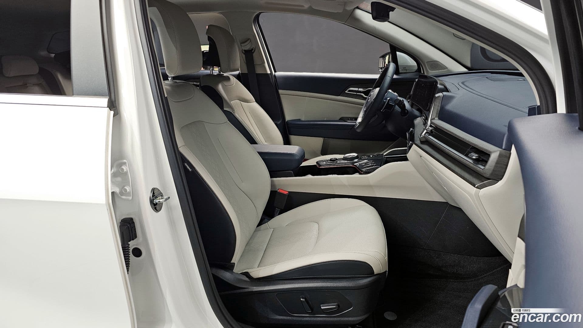 Main__Slider__Photo:Sportage Kia 2021.10-25