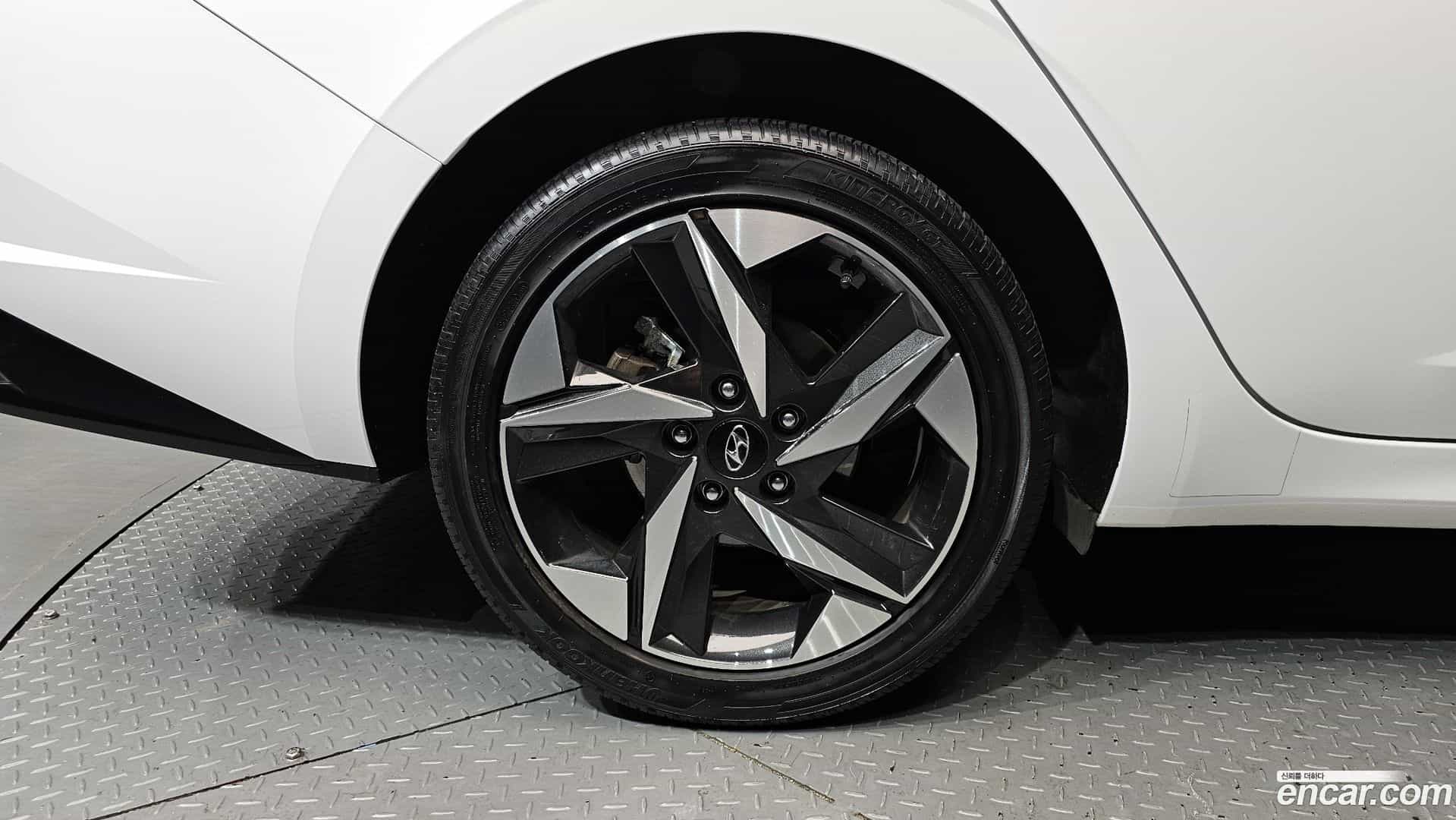 AVANTE Hyundai 2020.8-OUTER-005