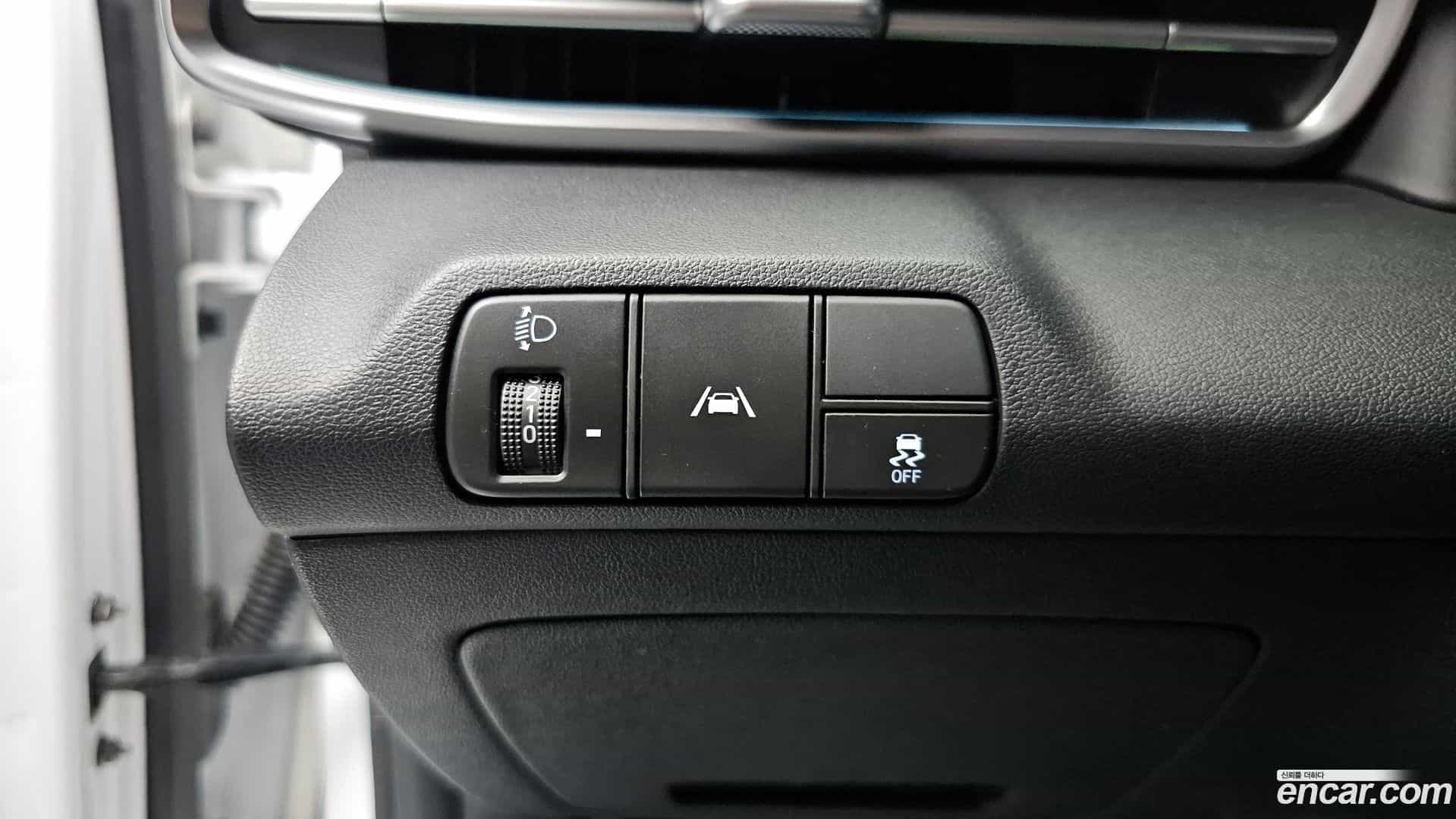 AVANTE Hyundai 2020.8-OPTION-022