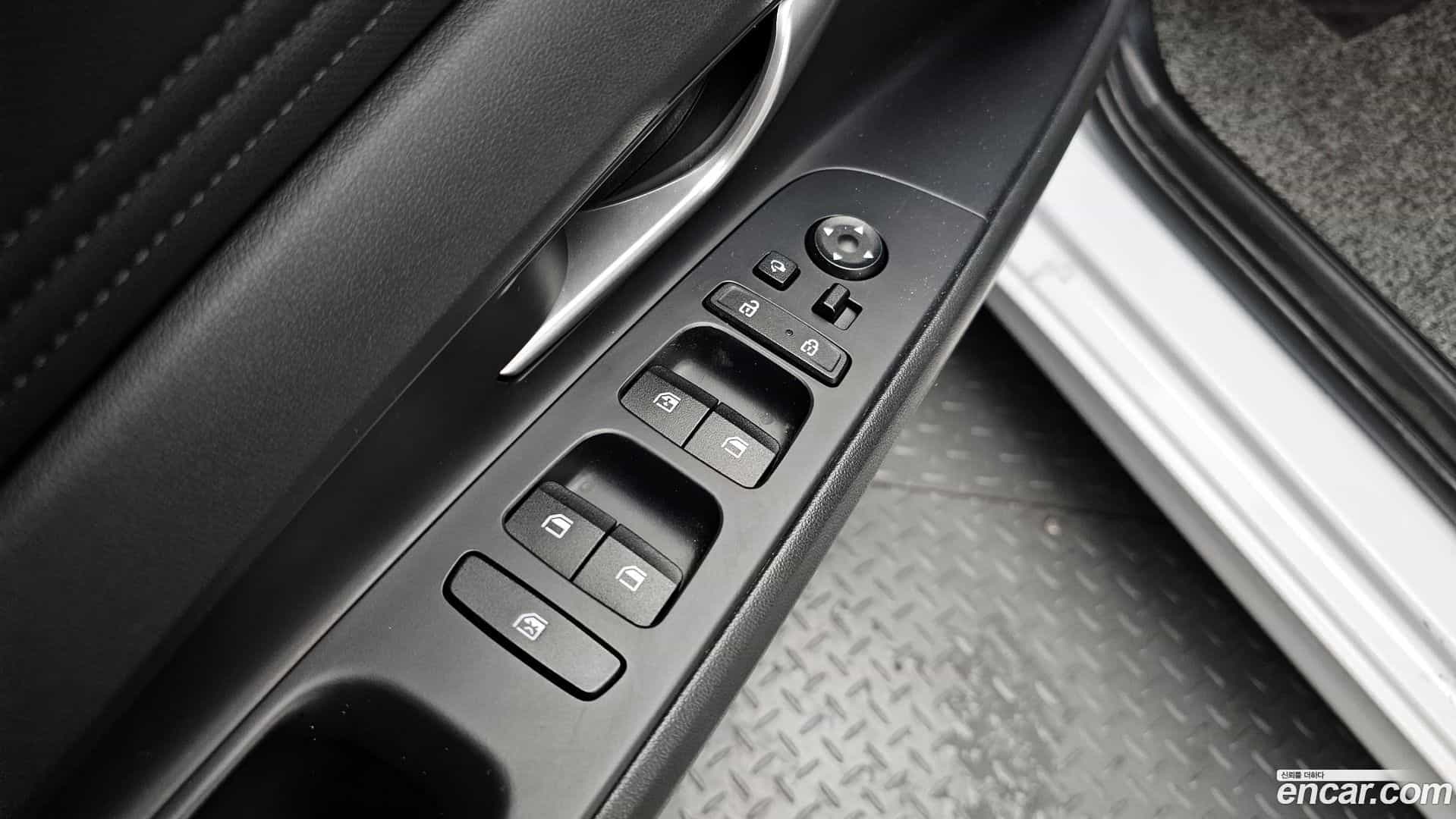 AVANTE Hyundai 2020.8-OPTION-041