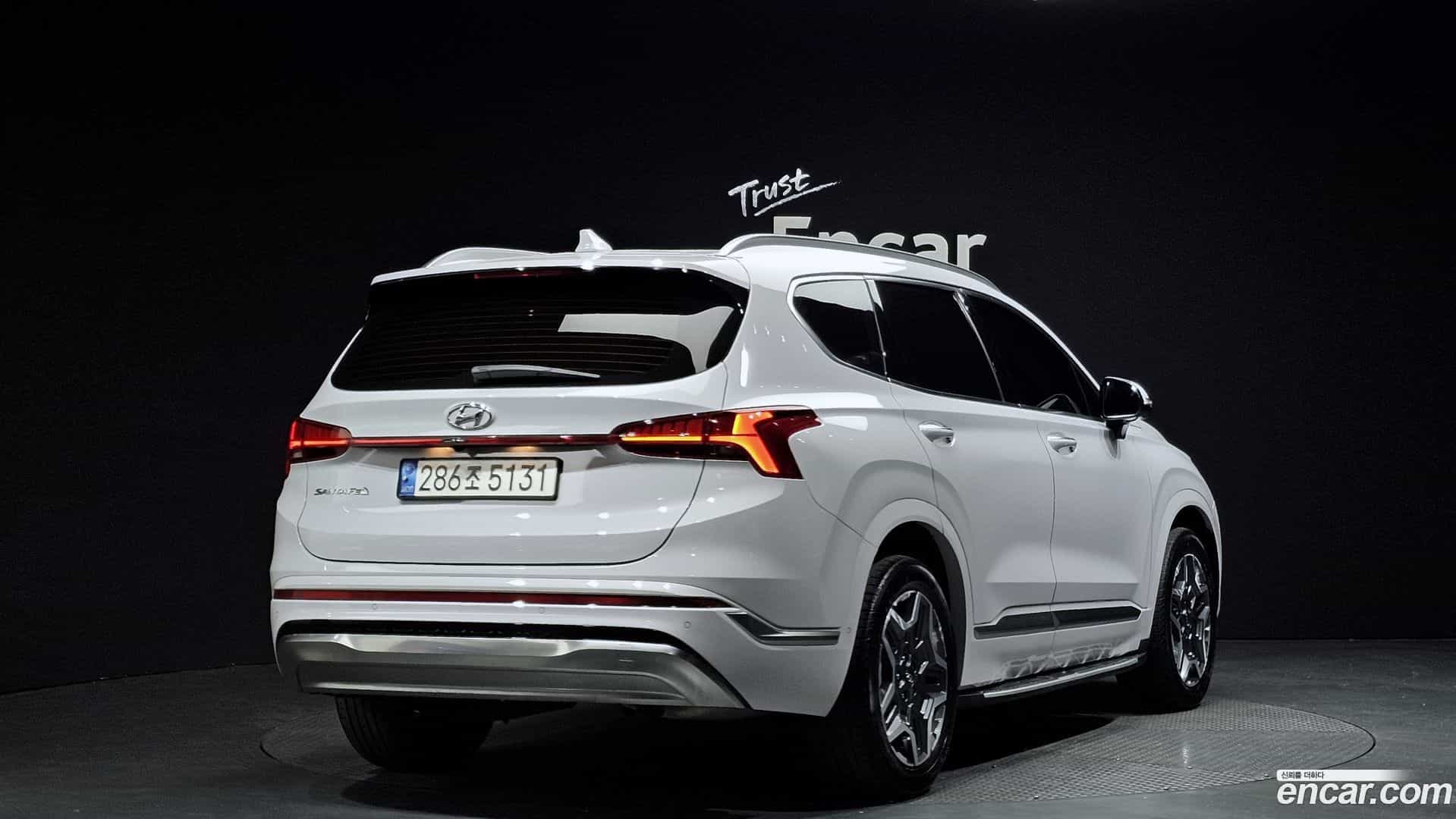 Santafe Hyundai 2022.4-OUTER-002