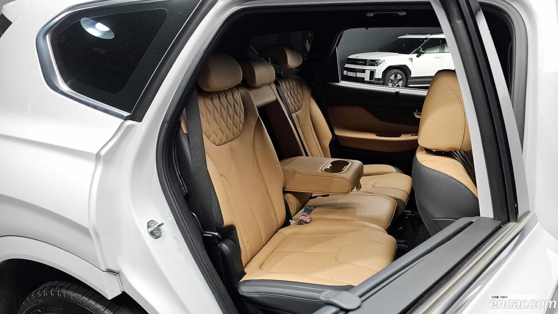 Santafe Hyundai 2022.4-INNER-036