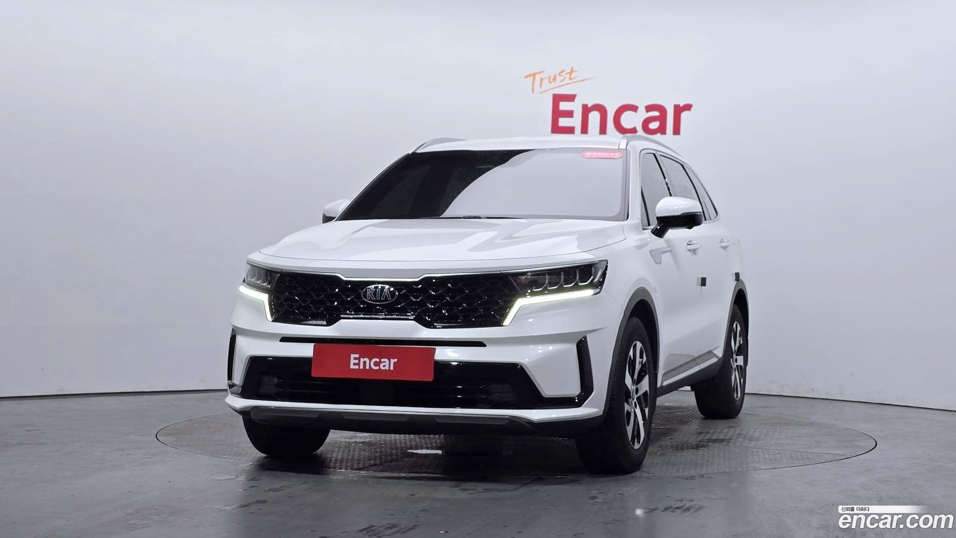 Main__Slider__Photo:Sorento Kia 2021.0-2