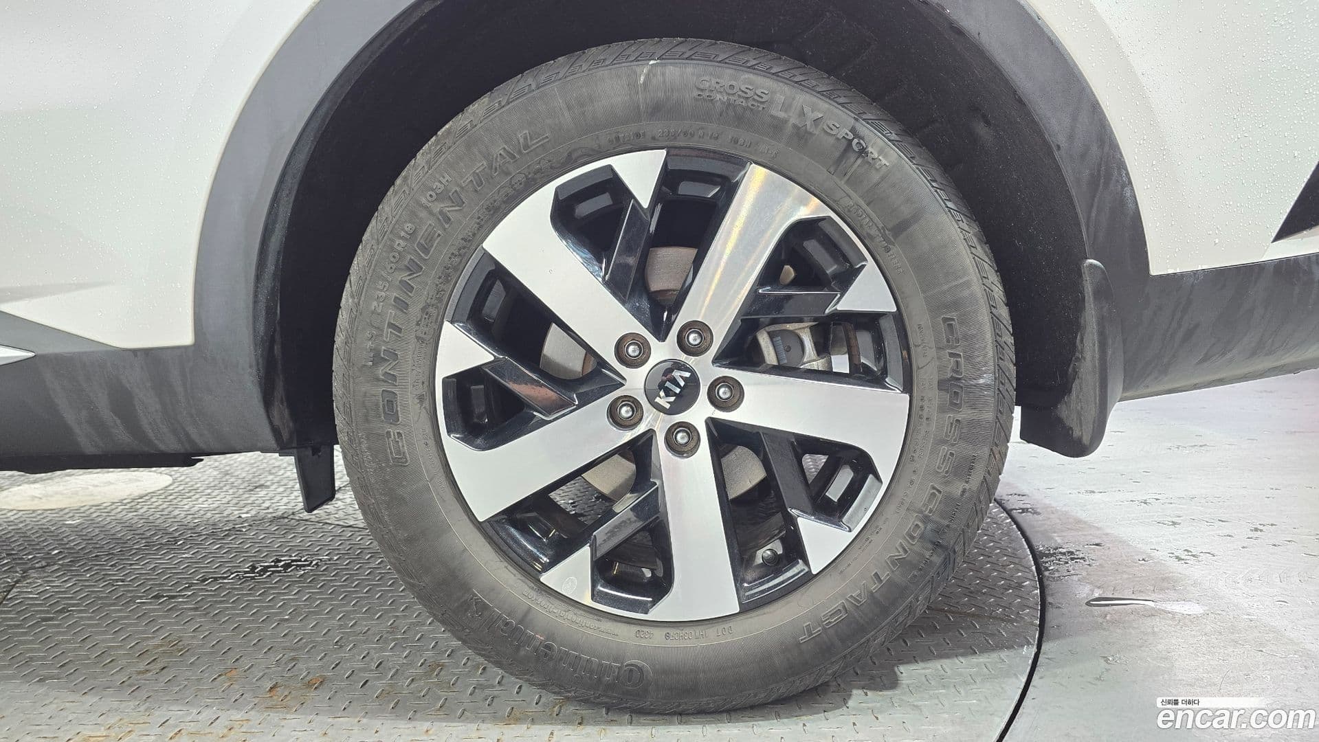 Main__Slider__Photo:Sorento Kia 2021.0-20