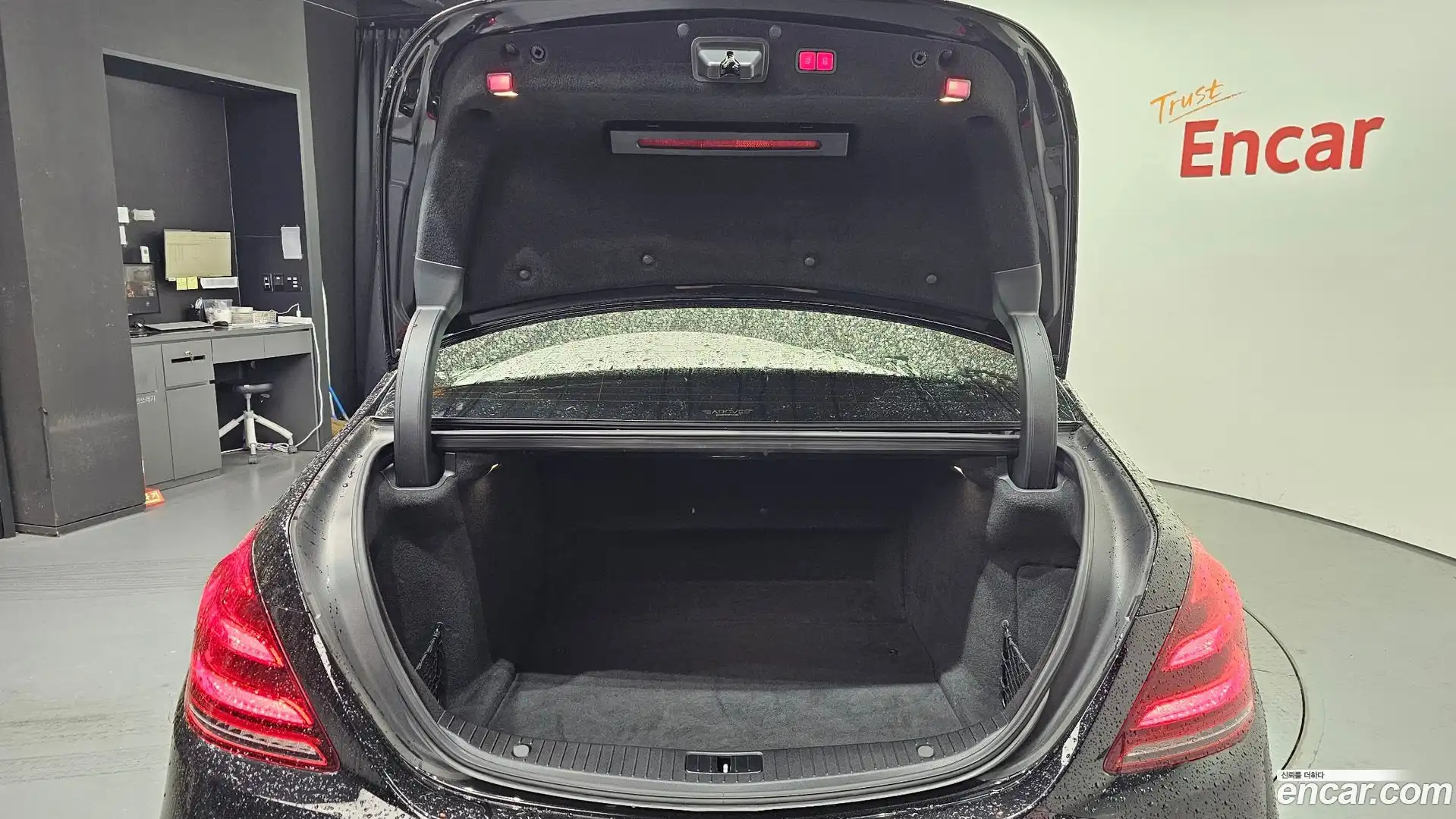 S-Class Mercedes-Benz 2019.6-OPTION-024