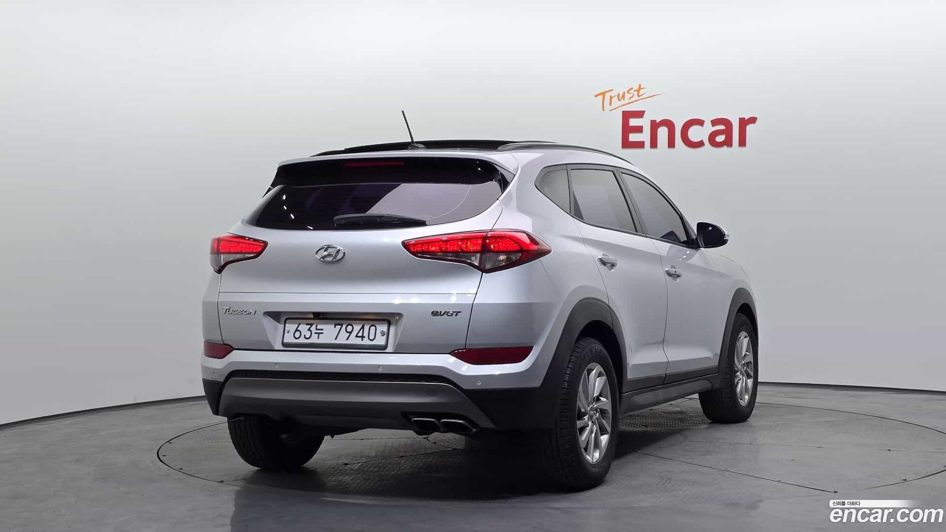 Tucson Hyundai 2015.3-OUTER-002