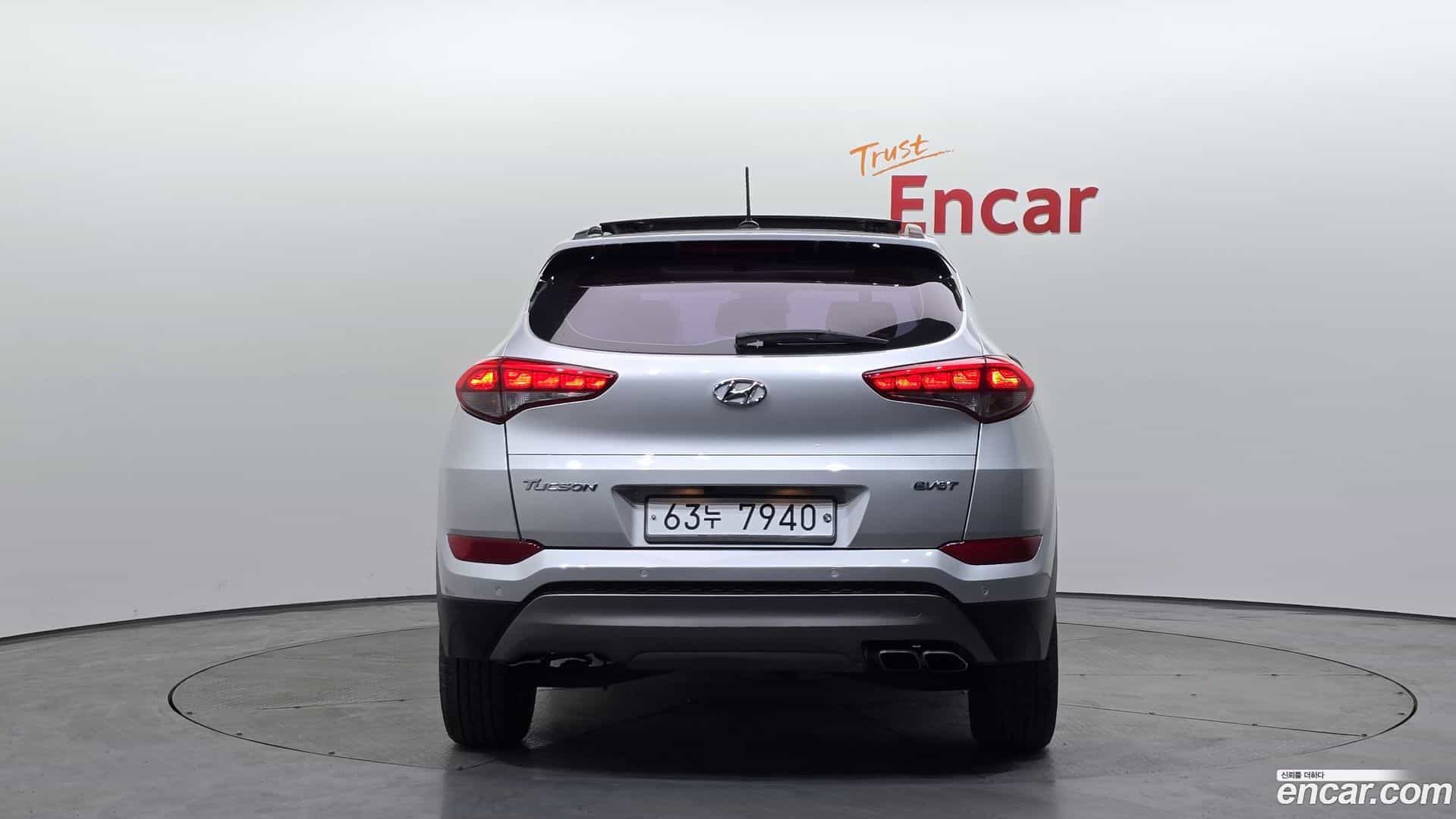 Tucson Hyundai 2015.3-OUTER-004