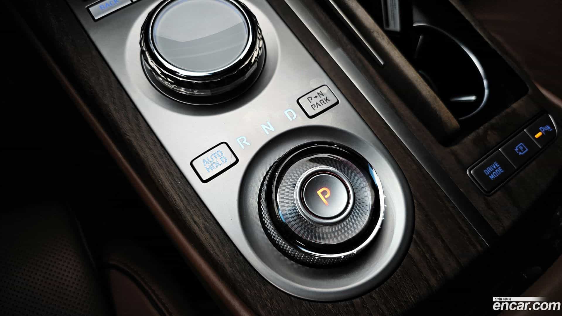 G80 Genesis 2023.3-INNER-009