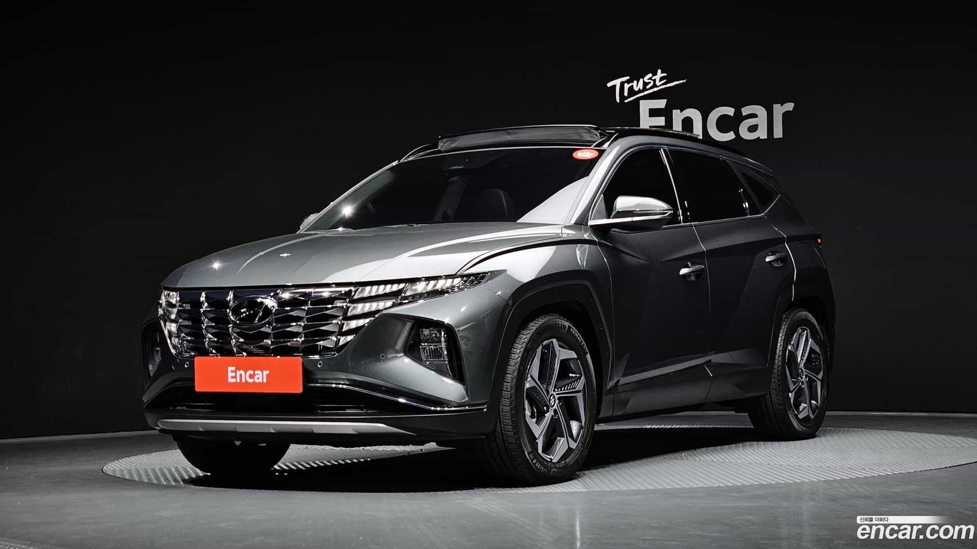 Tucson Hyundai 2022.3-OUTER-001