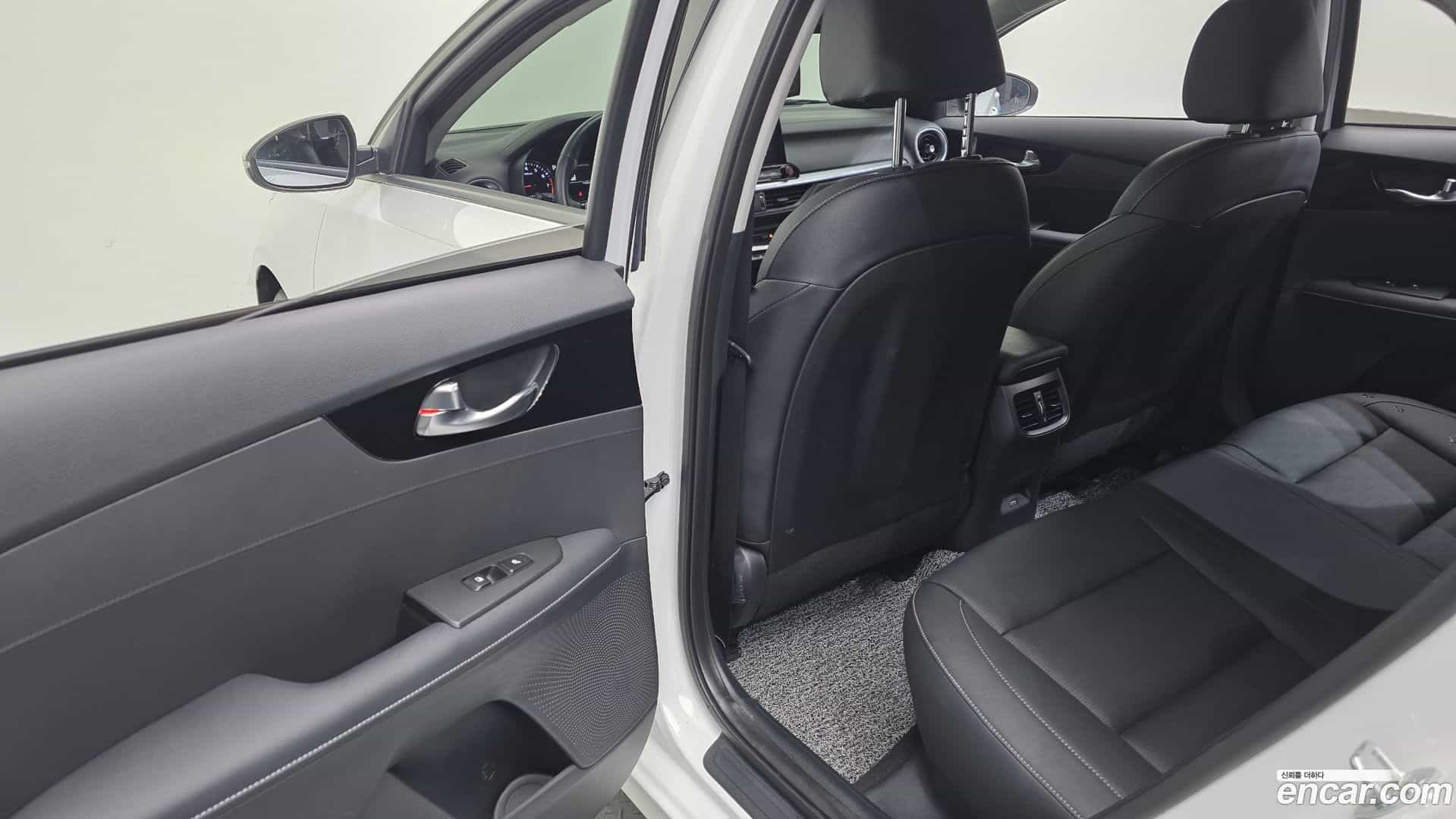 K3 Kia 2023.6-OPTION-022