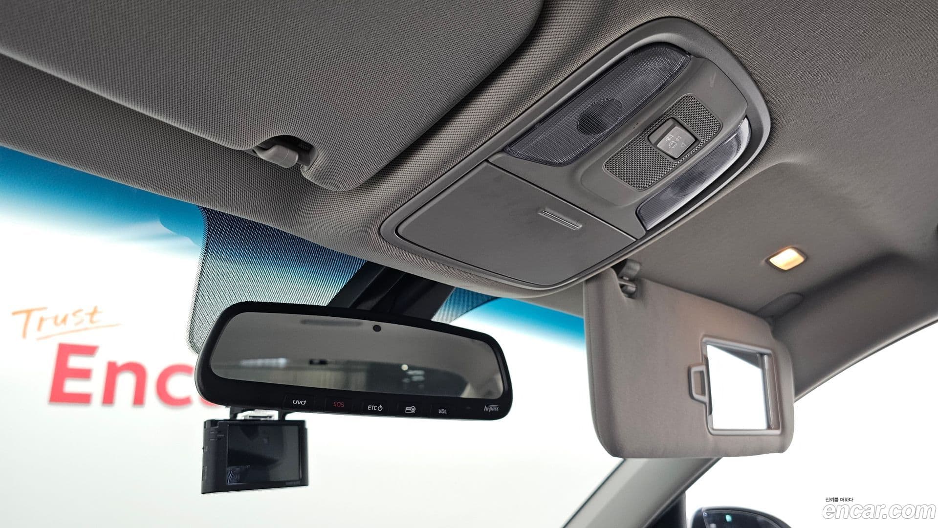 Main__Slider__Photo:K5 Kia 2019.5-15