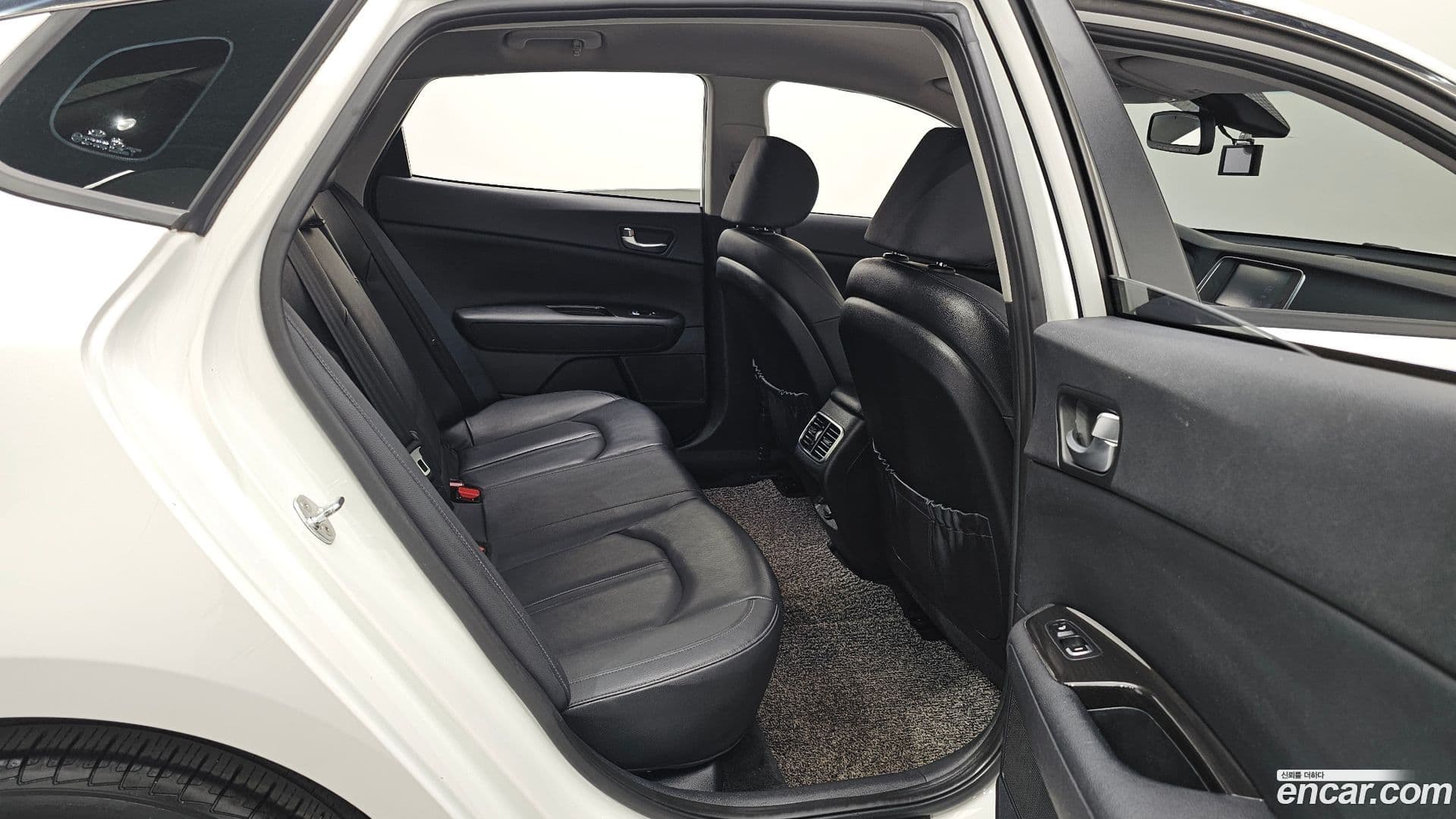Main__Slider__Photo:K5 Kia 2019.5-25