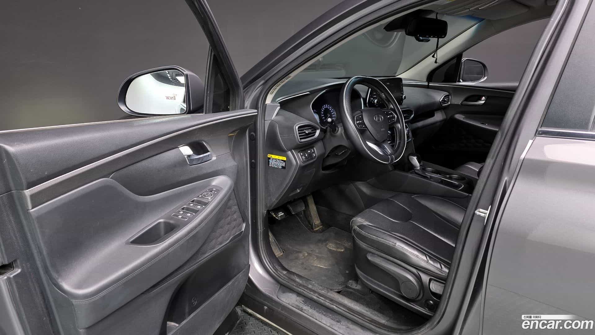 Santafe Hyundai 2020.1-INNER-010