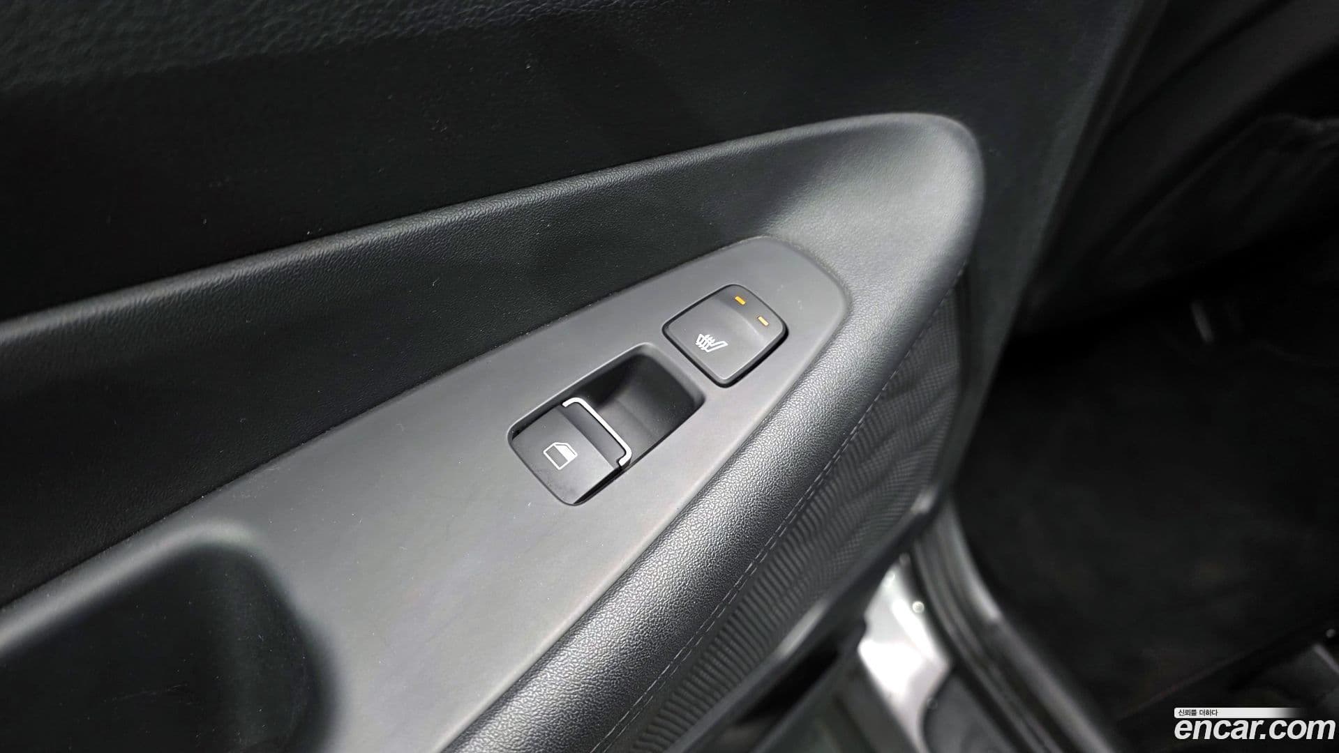 Main__Slider__Photo:Santafe Hyundai 2020.1-18