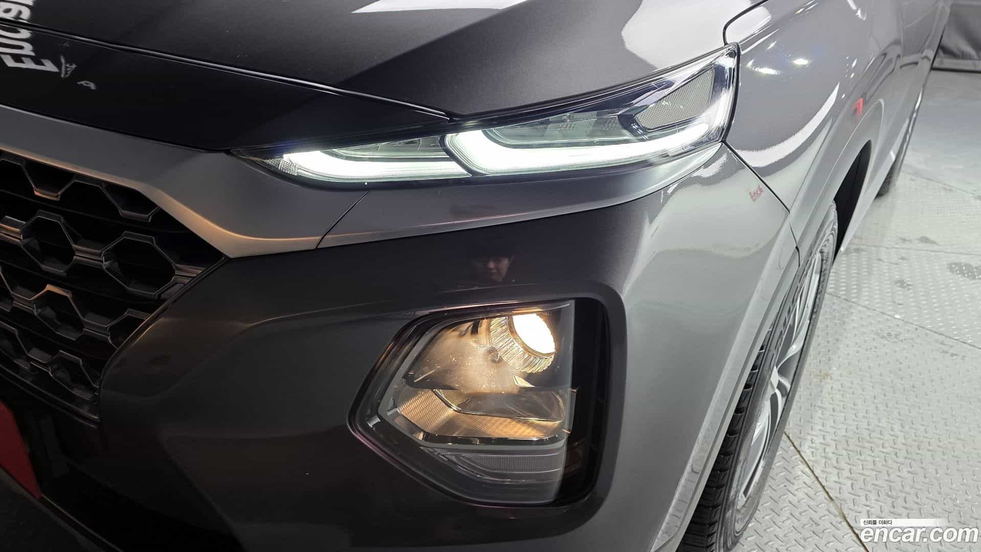 Santafe Hyundai 2020.1-OUTER-032