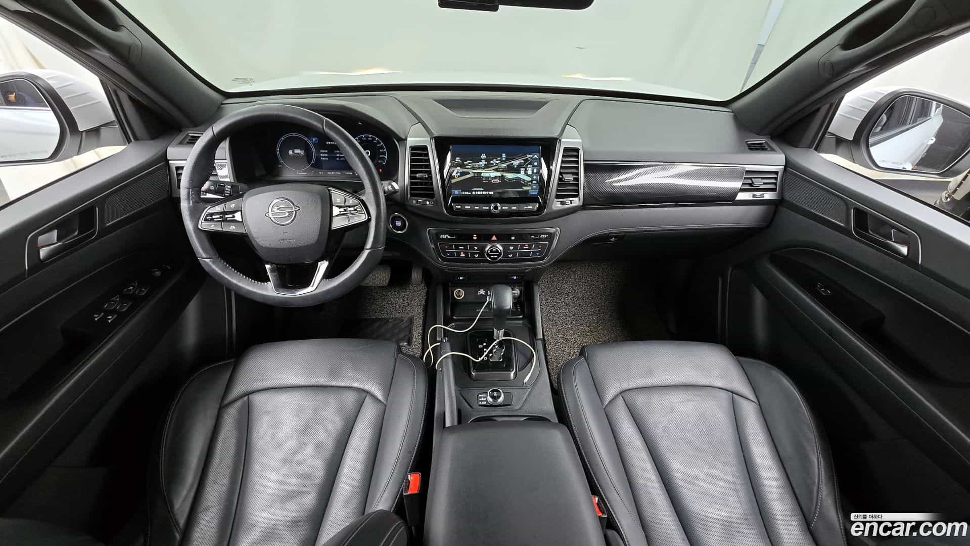 Rexton KG Mobility 2022.5-INNER-007
