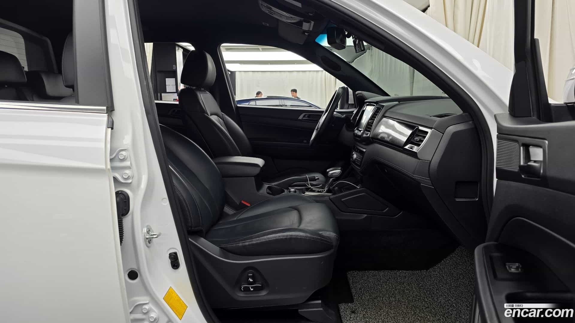 Rexton KG Mobility 2022.5-OPTION-015