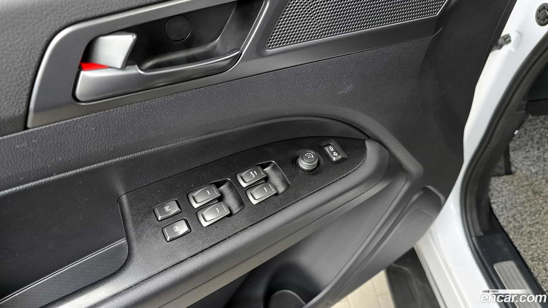 Rexton KG Mobility 2022.5-OPTION-043