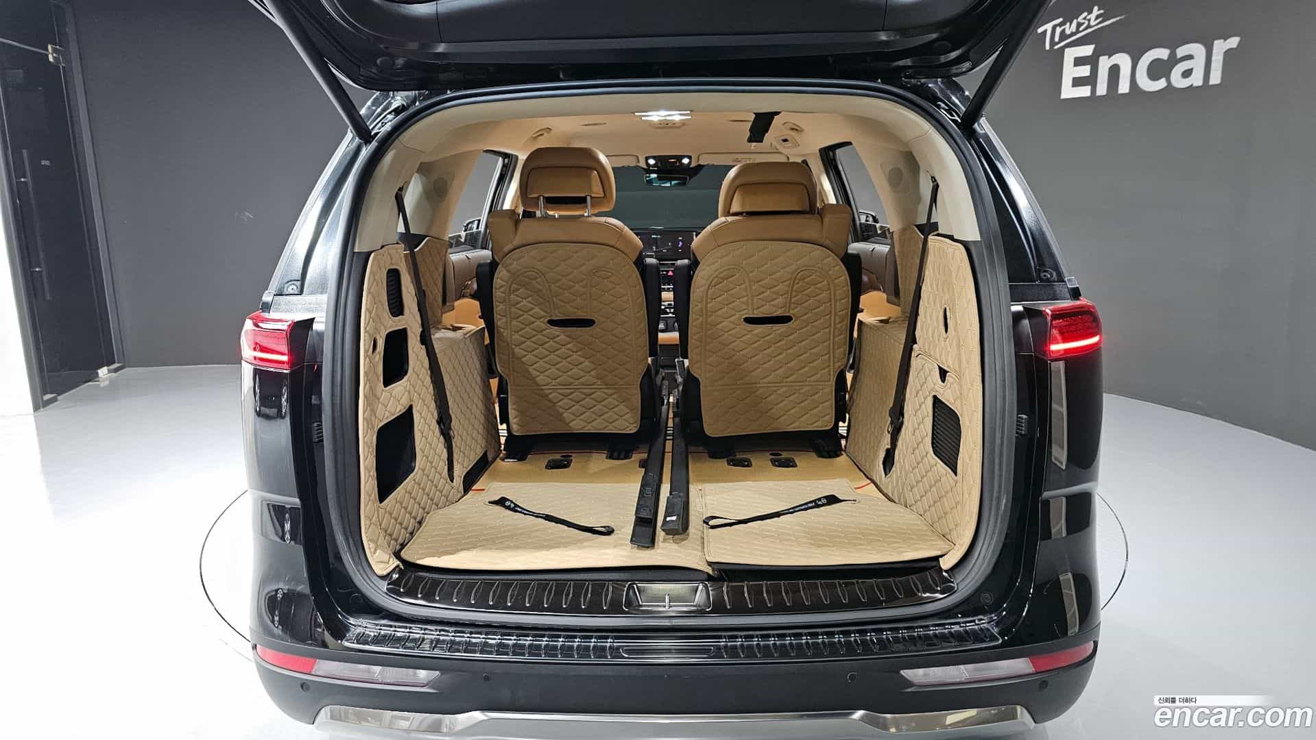 Canival Kia 2023.1-OPTION-020