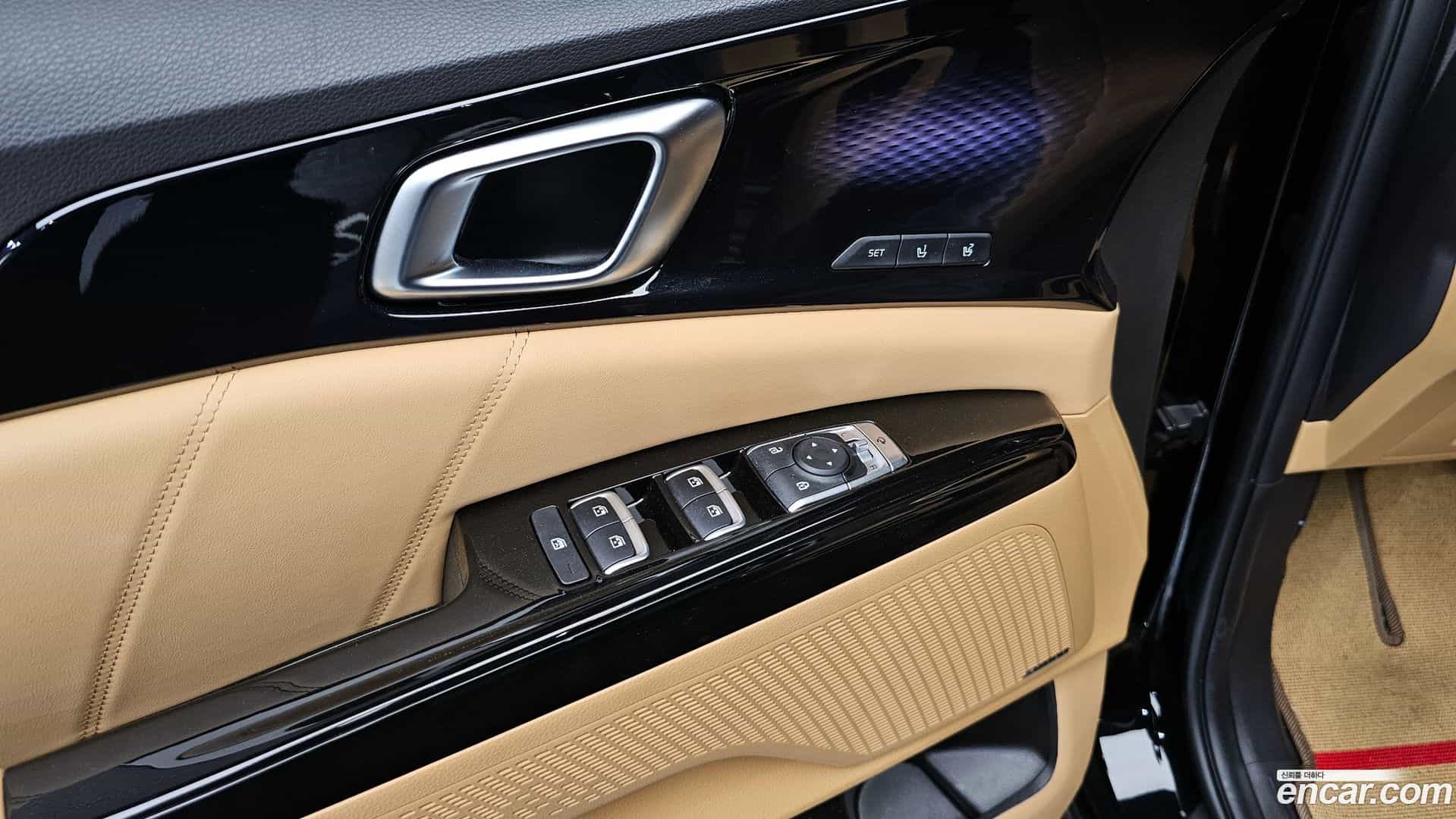 Canival Kia 2023.1-OPTION-024