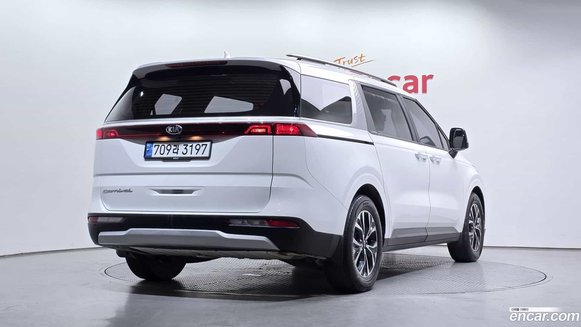 Canival Kia 2021.2-OUTER-002