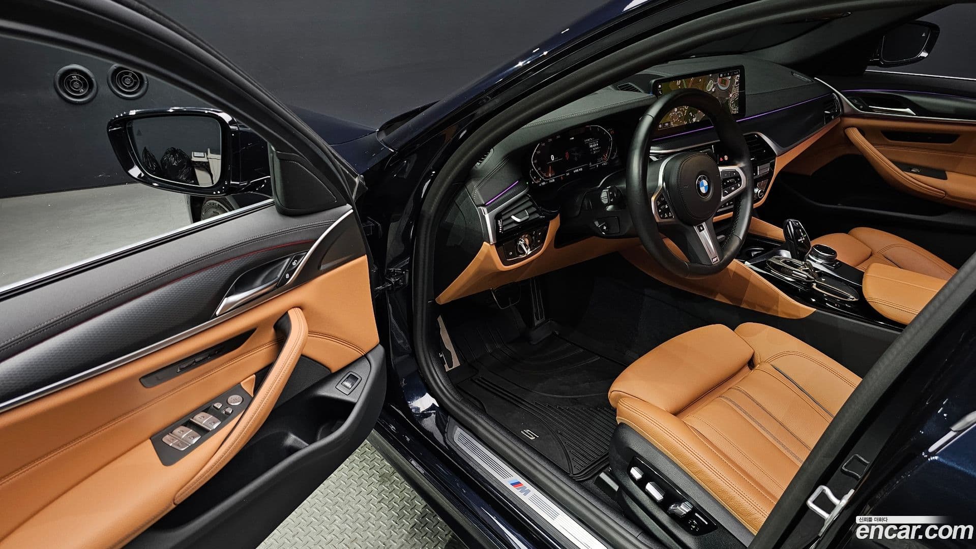 Main__Slider__Photo:5-Series BMW 2023.3-9