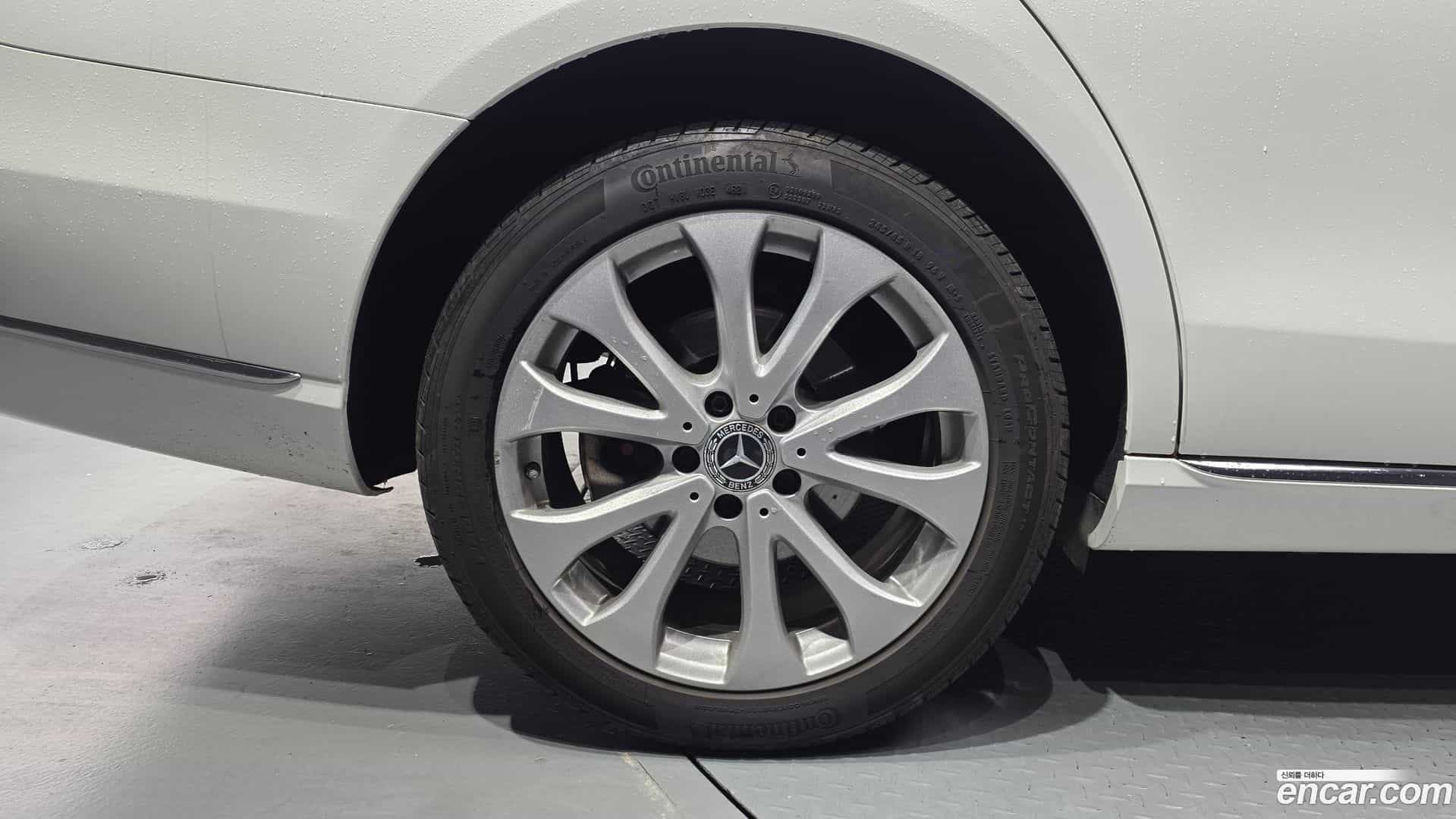 E-Class Mercedes-Benz 2020.5-OUTER-005