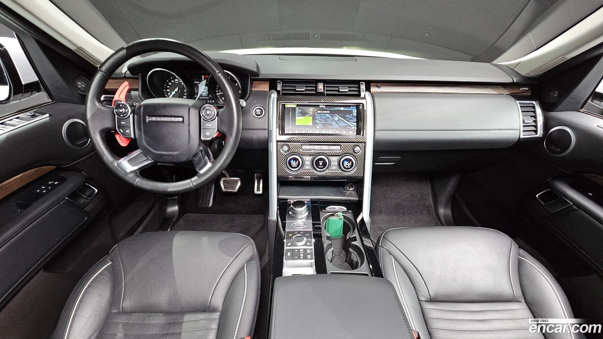 Main__Slider__Photo:Discovery Land Rover 2017.9-6
