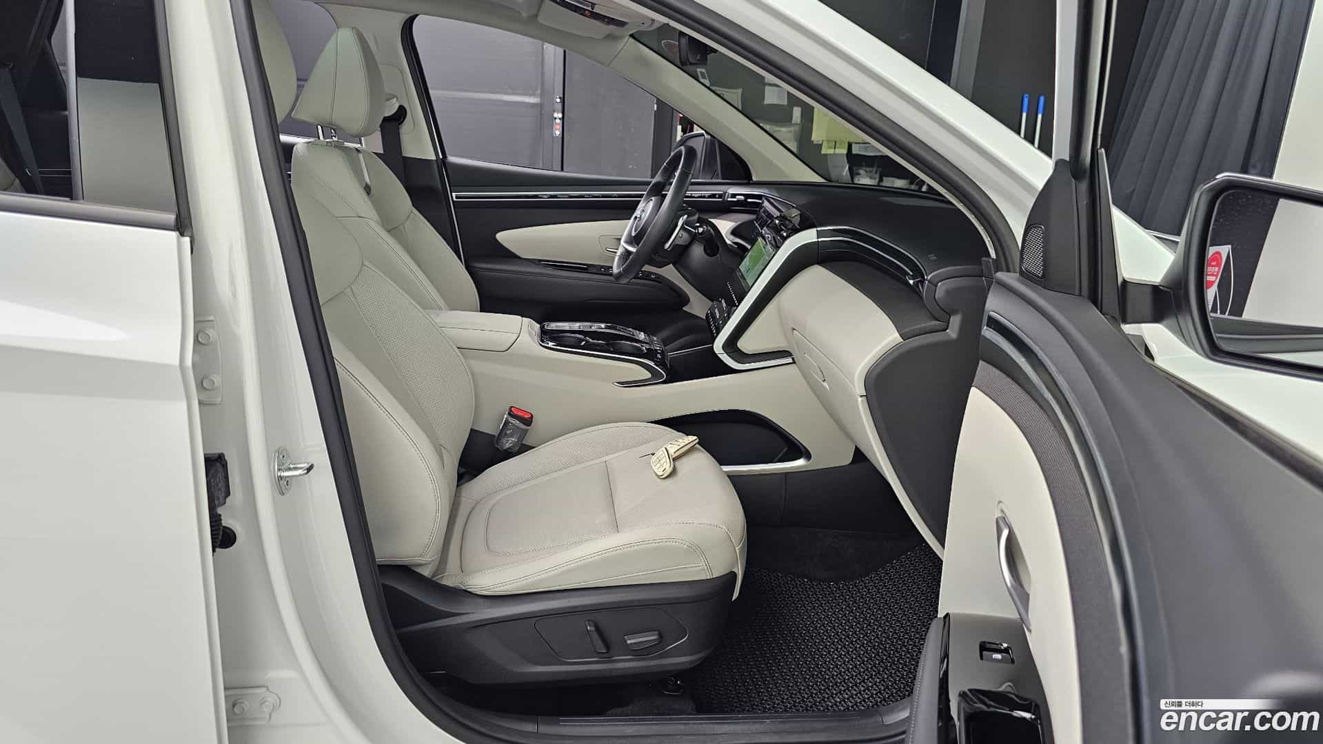 Tucson Hyundai 2023.4-OPTION-016