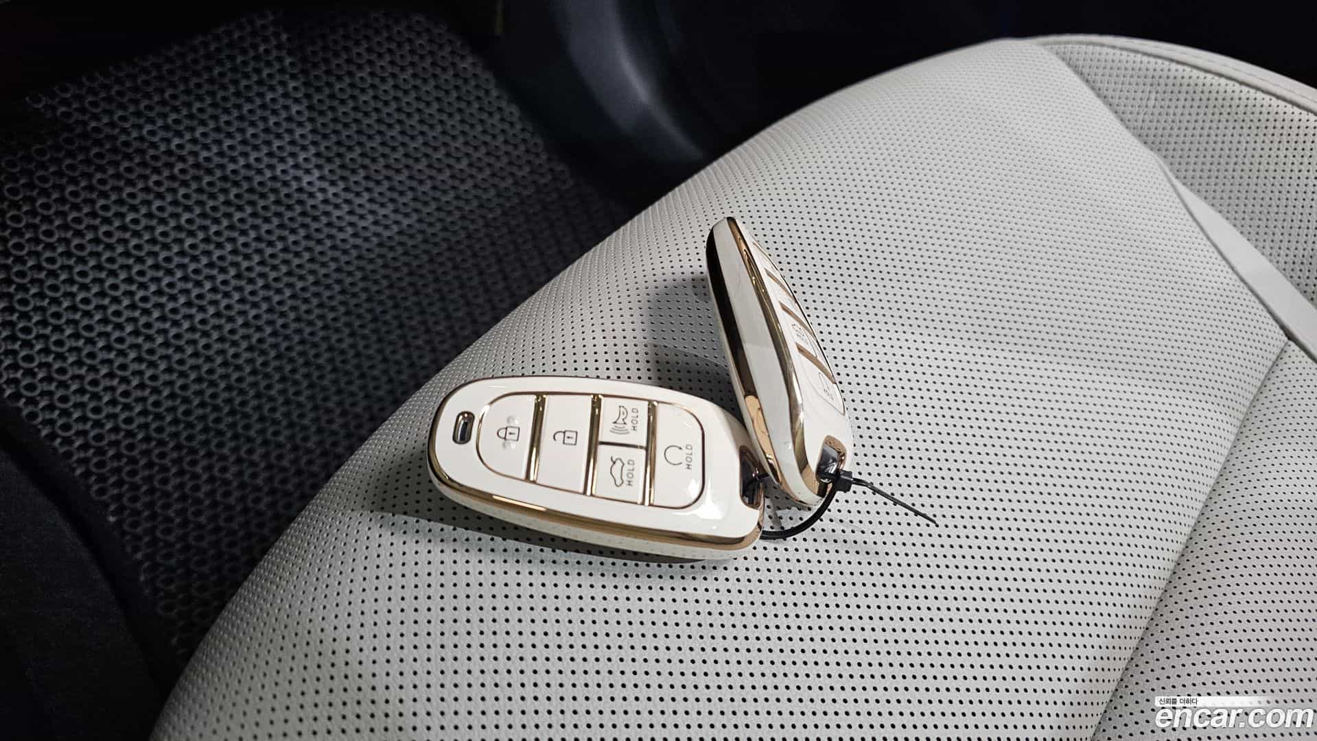 Tucson Hyundai 2023.4-OPTION-045