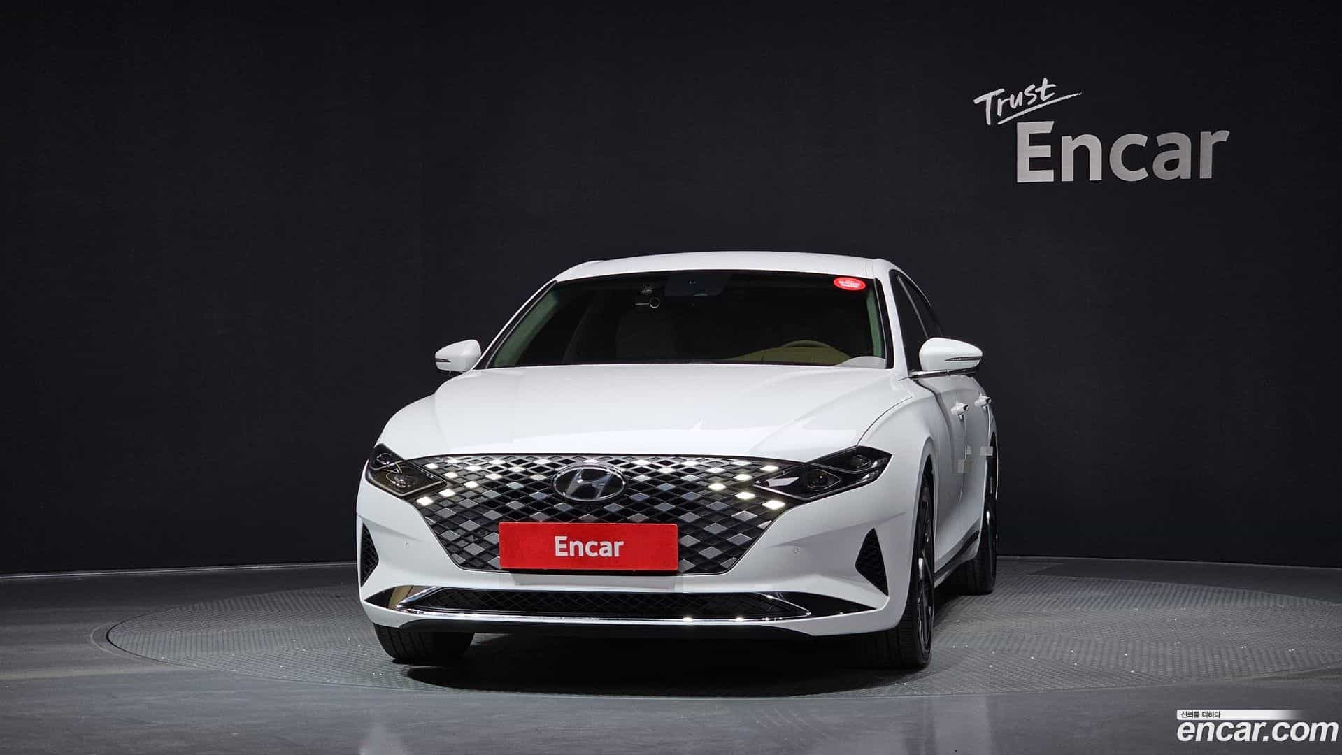 Grandeur Hyundai 2021.2-OUTER-003
