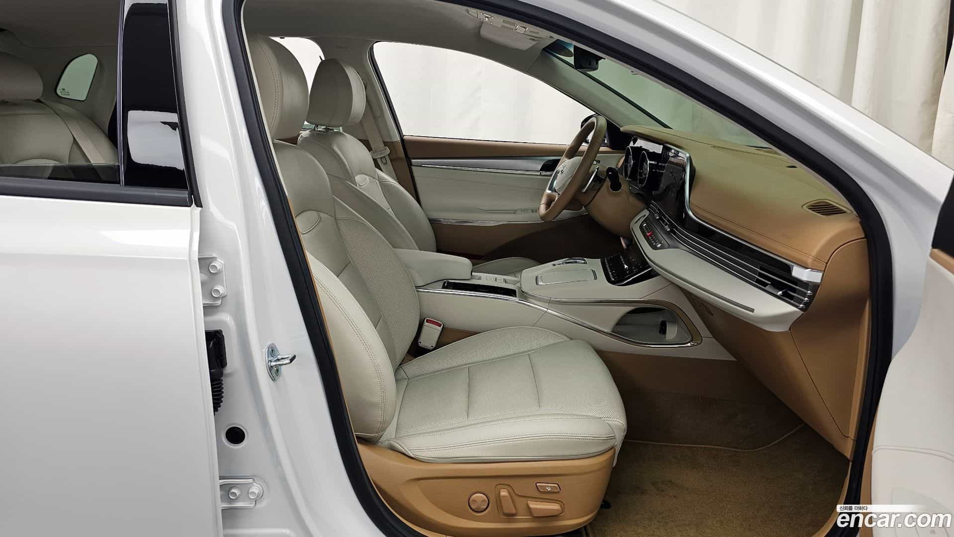 Grandeur Hyundai 2021.2-OPTION-015