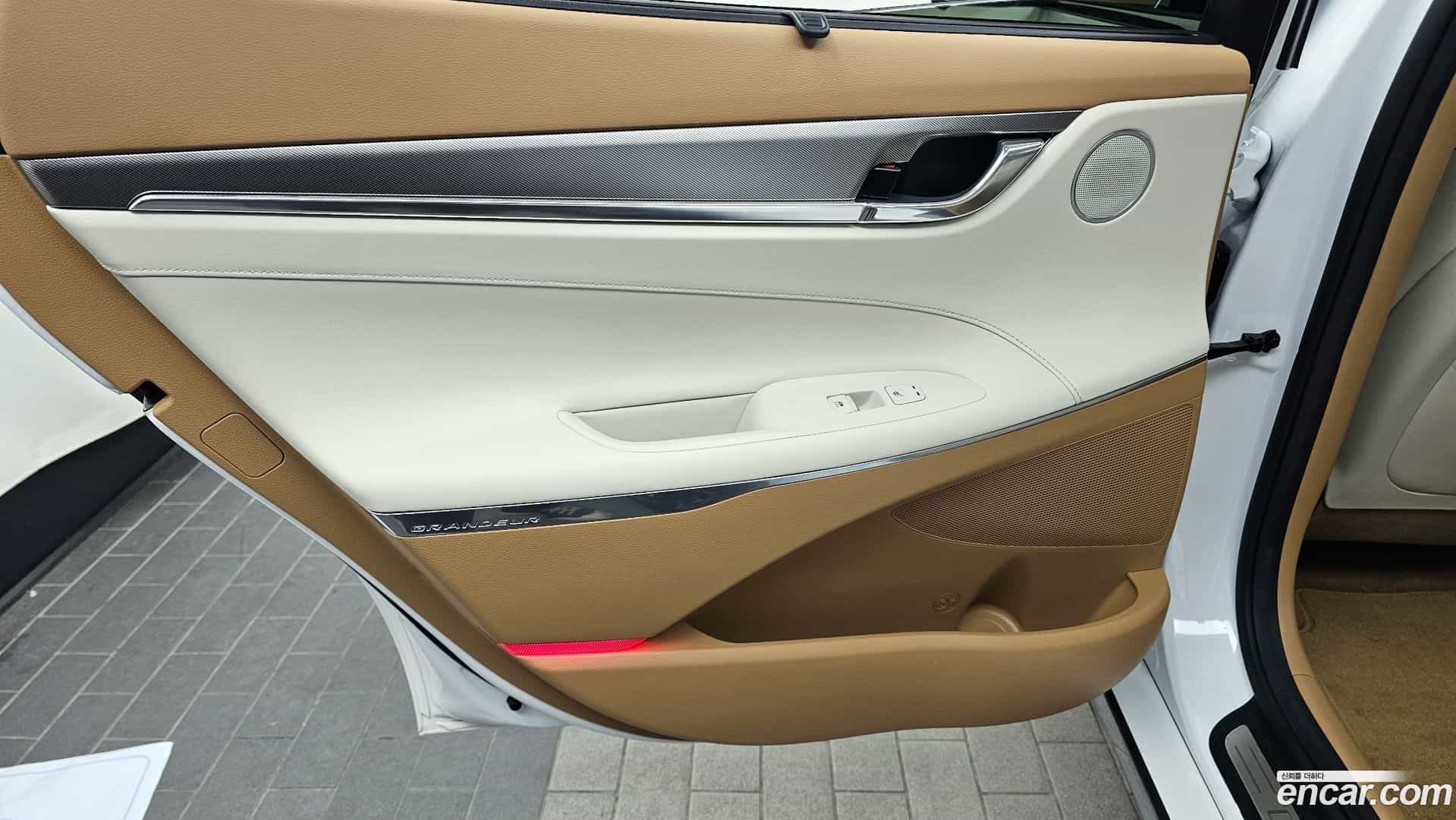 Grandeur Hyundai 2021.2-INNER-035