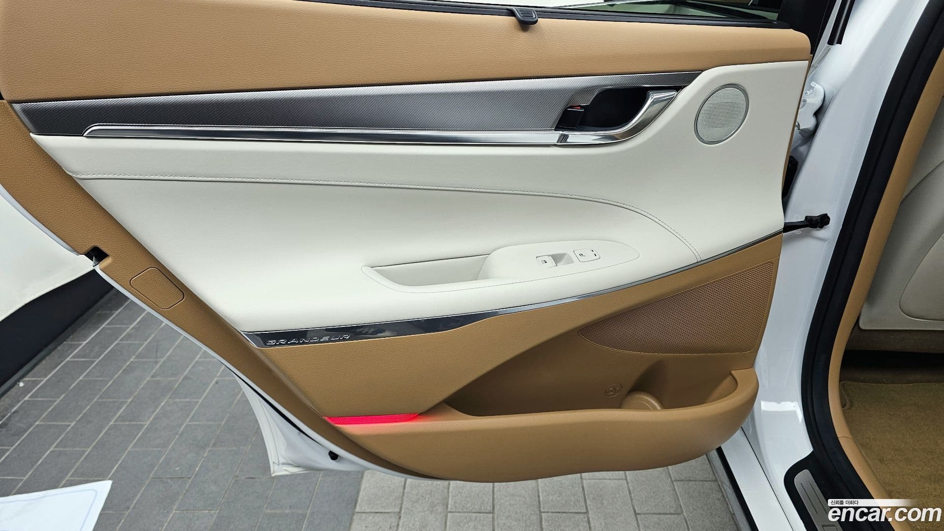Main__Slider__Photo:Grandeur Hyundai 2021.2-24