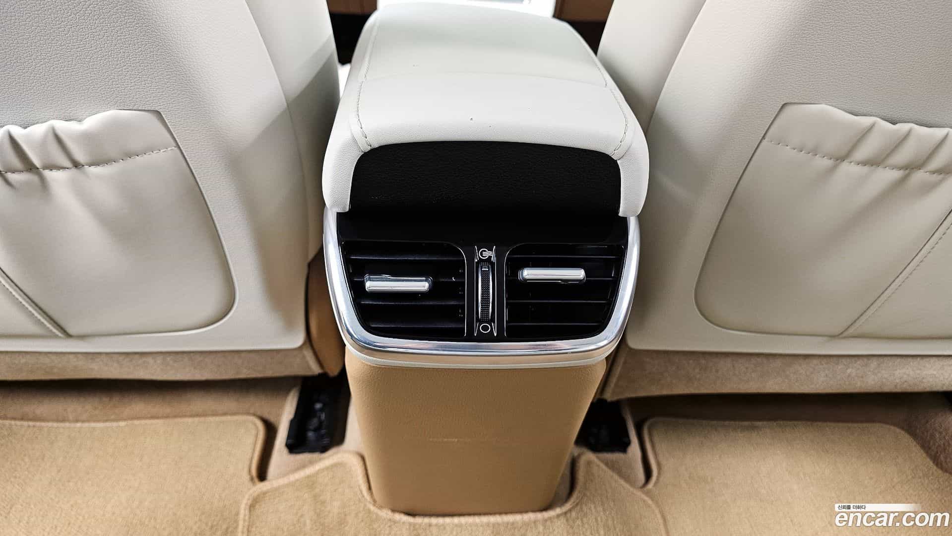 Grandeur Hyundai 2021.2-OPTION-044
