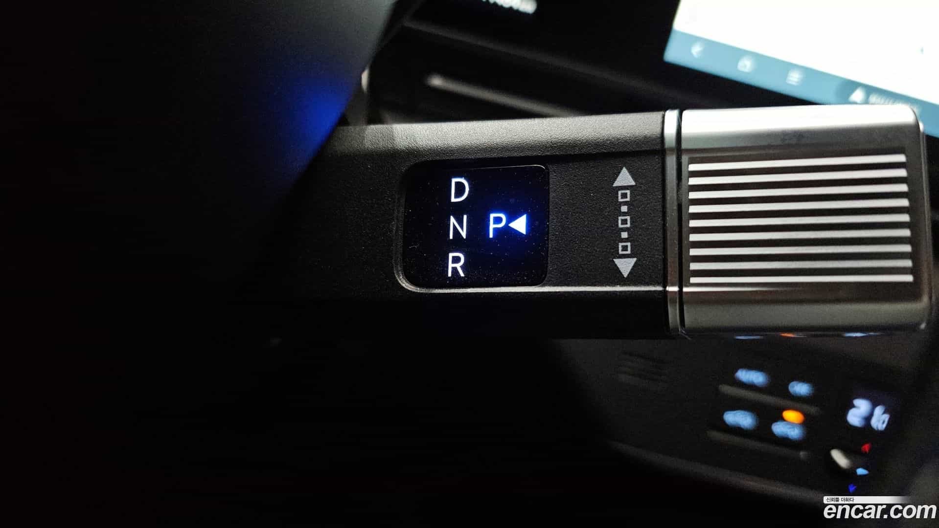 Kona Hyundai 2025.3-INNER-009