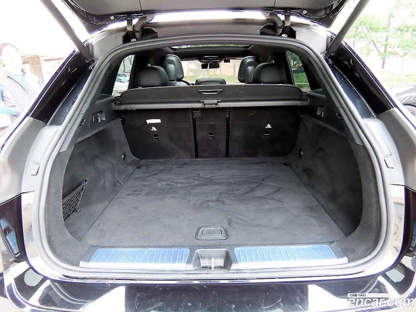 EQE Mercedes-Benz 2023.11-OPTION-021