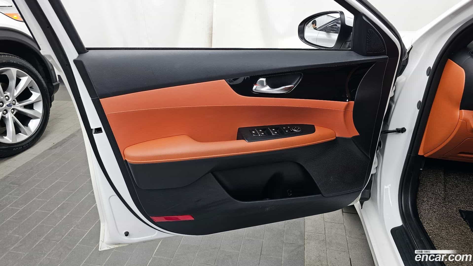 K3 Kia 2021.11-INNER-034