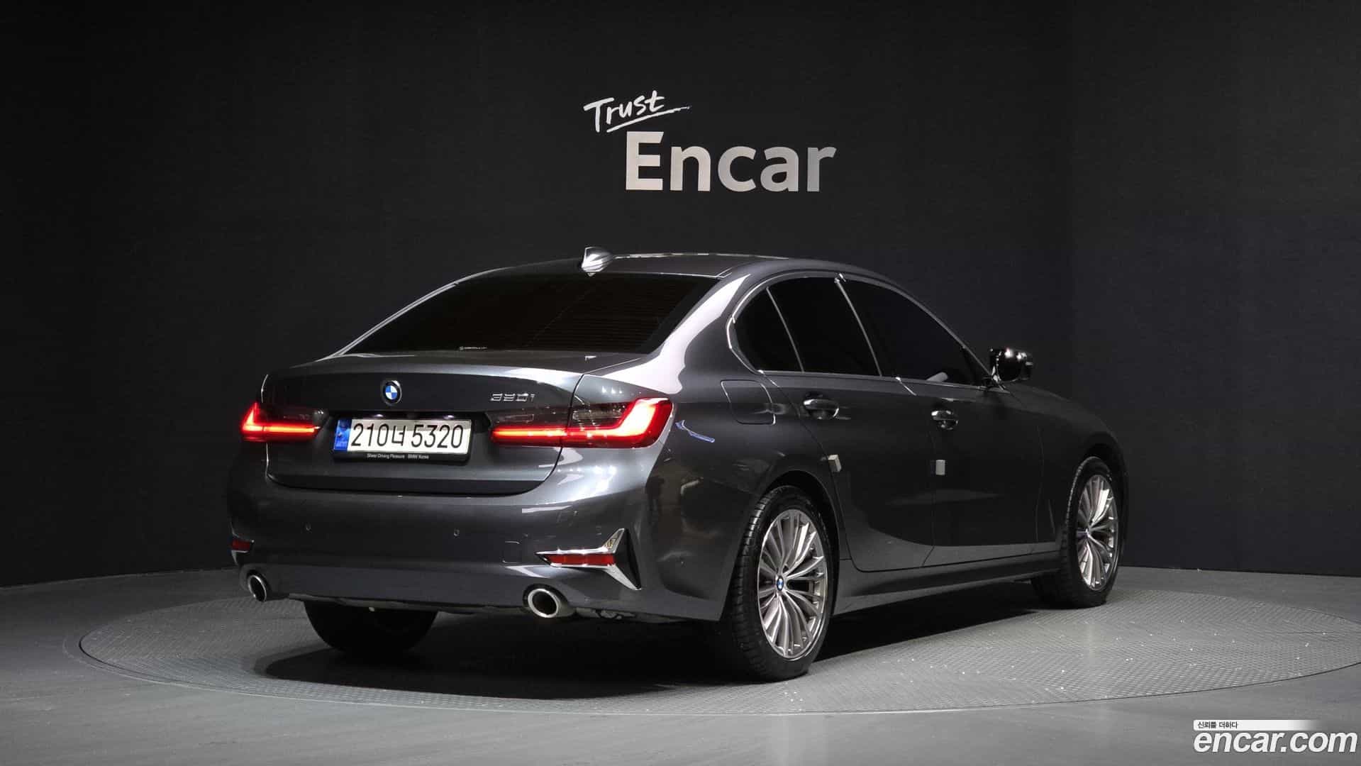 3-Series BMW 2021.11-OUTER-002