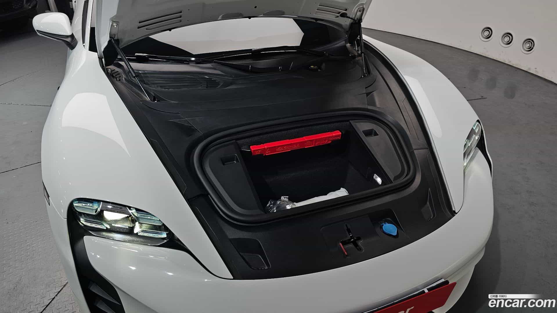 Taycan Porsche 2021.5-OUTER-006