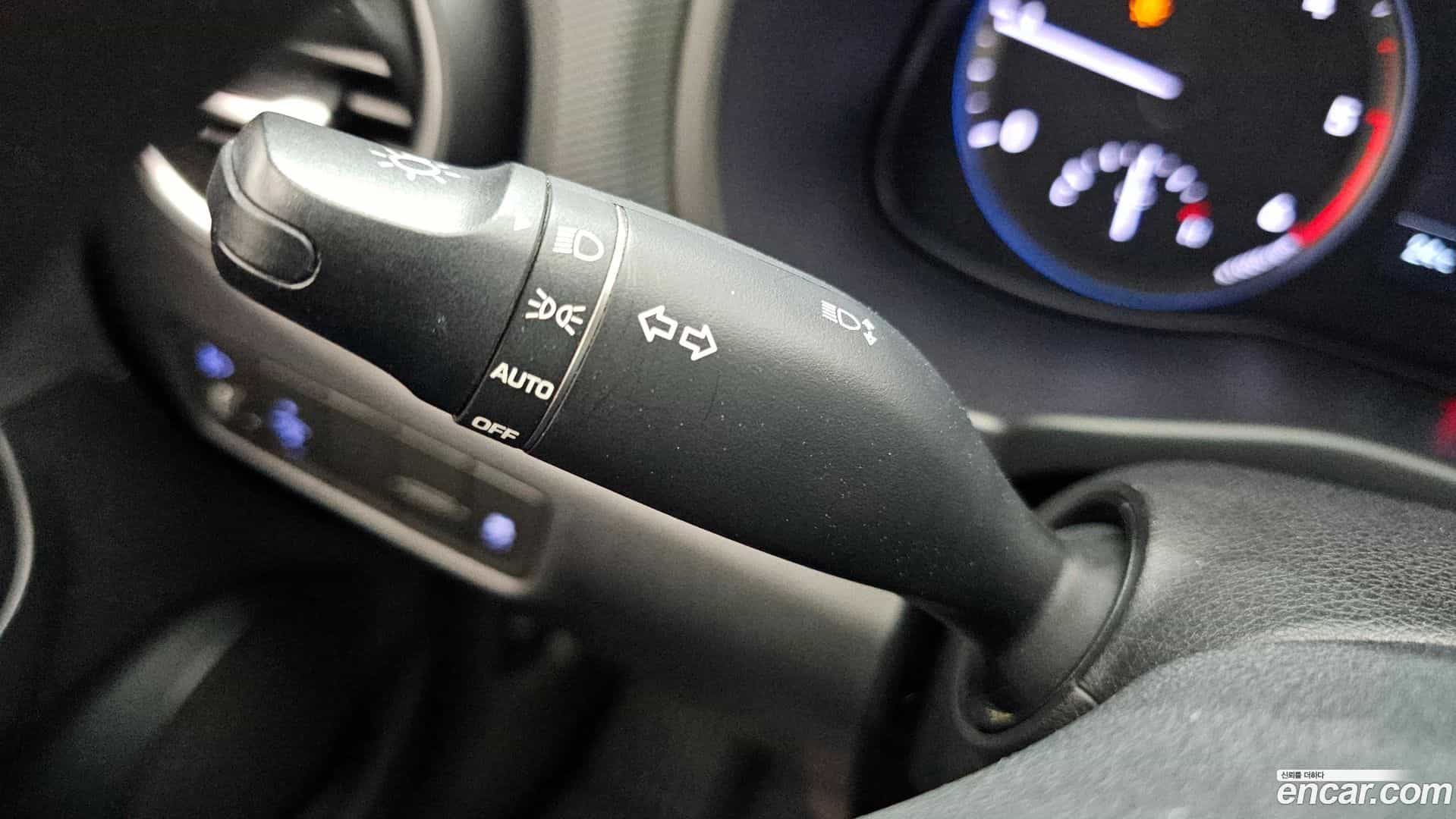 Kona Hyundai 2017.6-OPTION-045