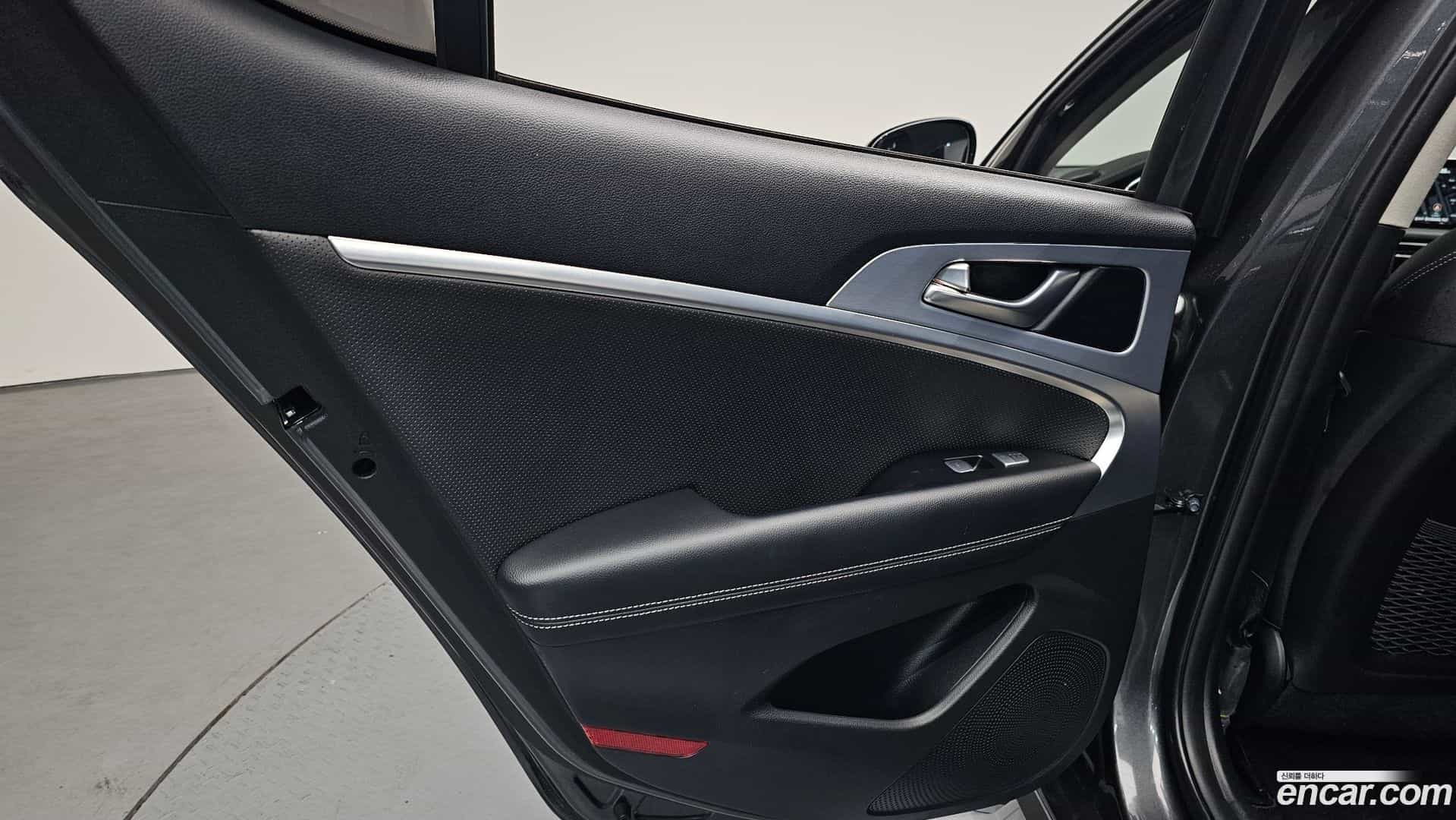 G70 Genesis 2019.8-INNER-035