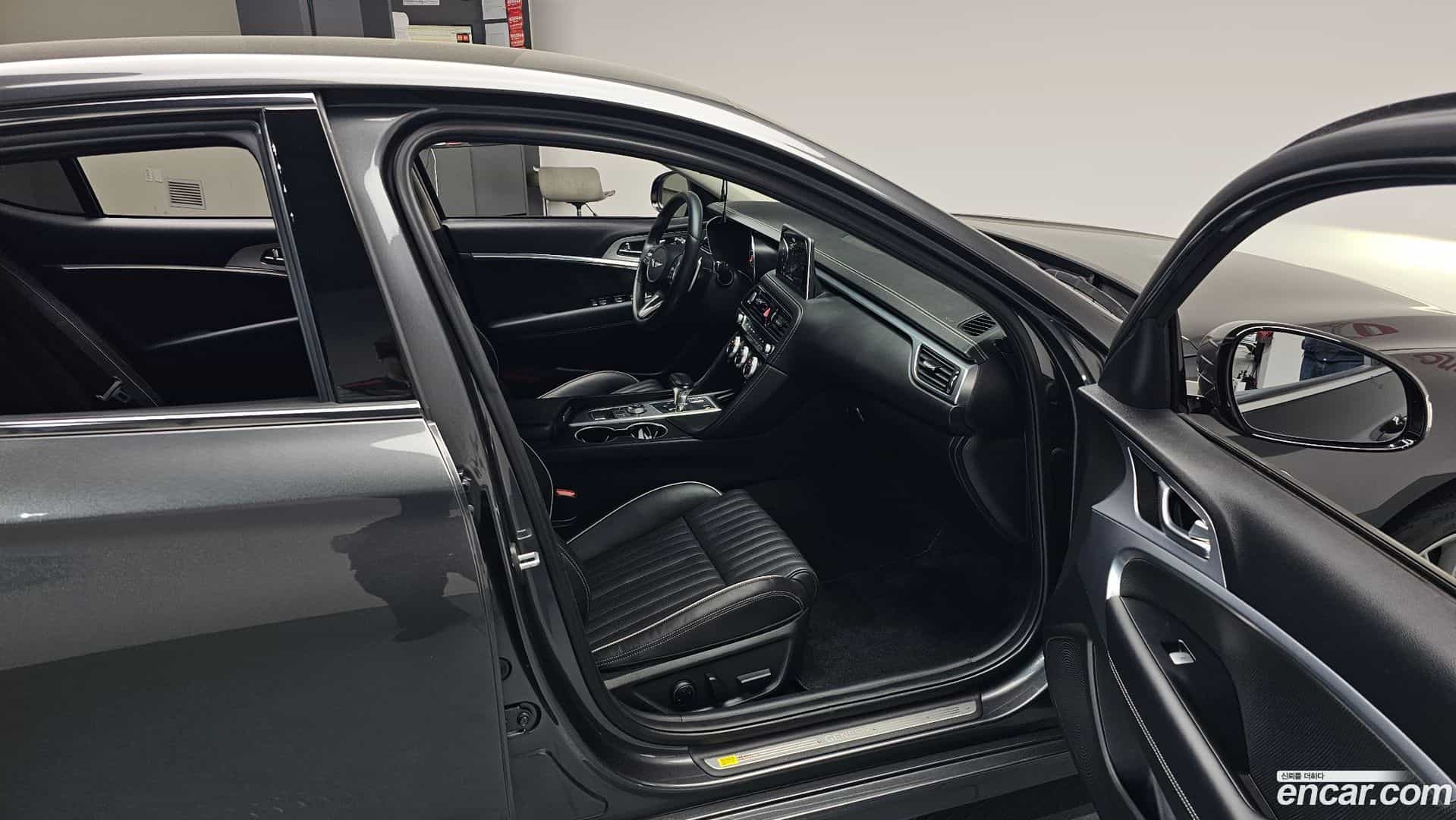 G70 Genesis 2019.8-INNER-036