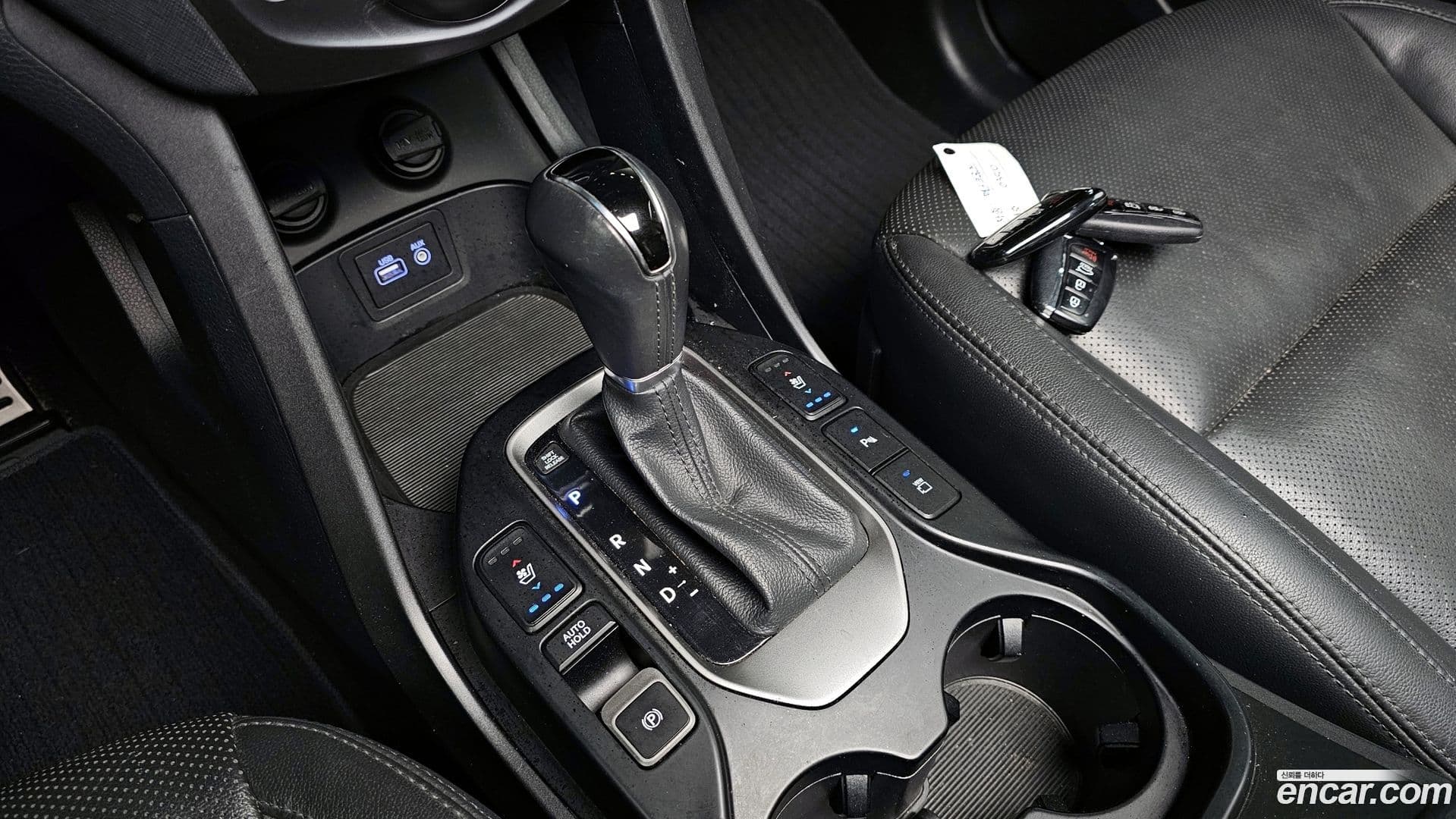 Main__Slider__Photo:Maxcruz Hyundai 2016.11-8
