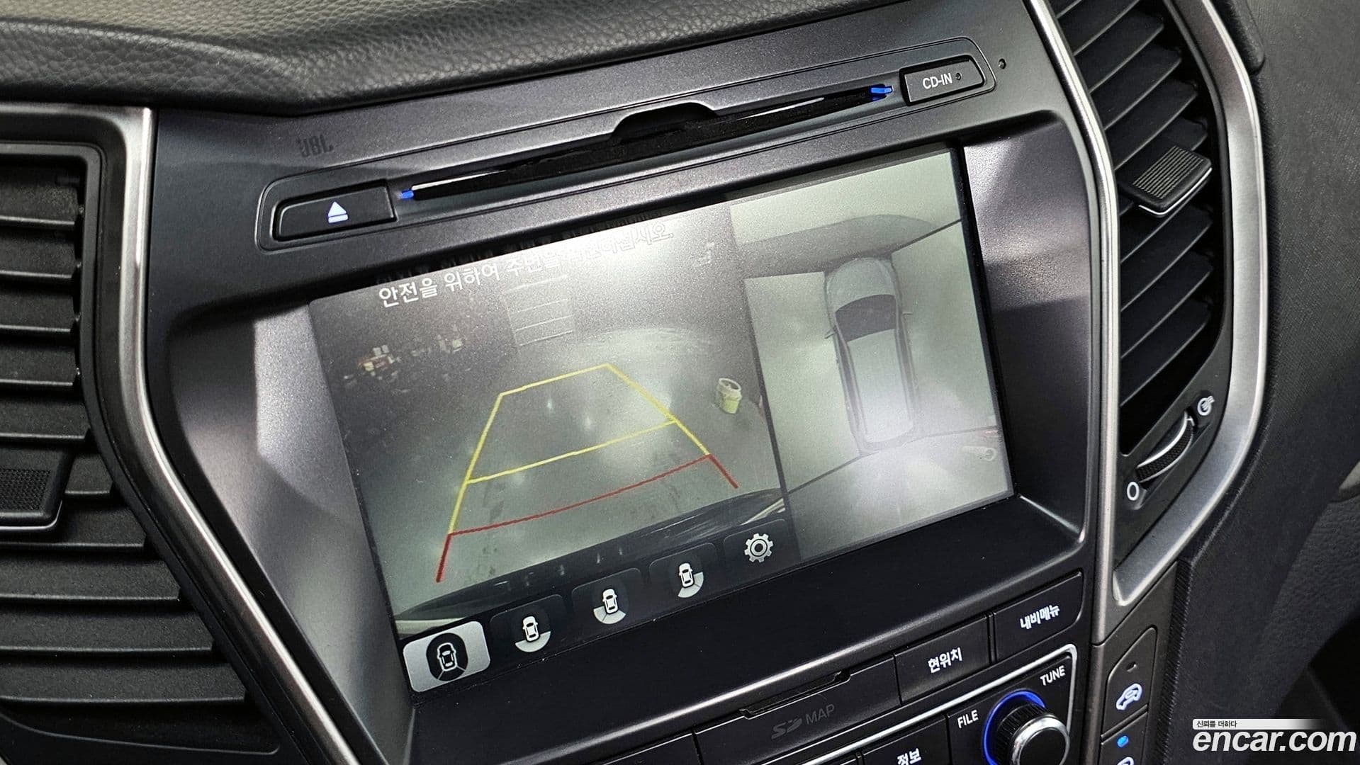 Main__Slider__Photo:Maxcruz Hyundai 2016.11-15