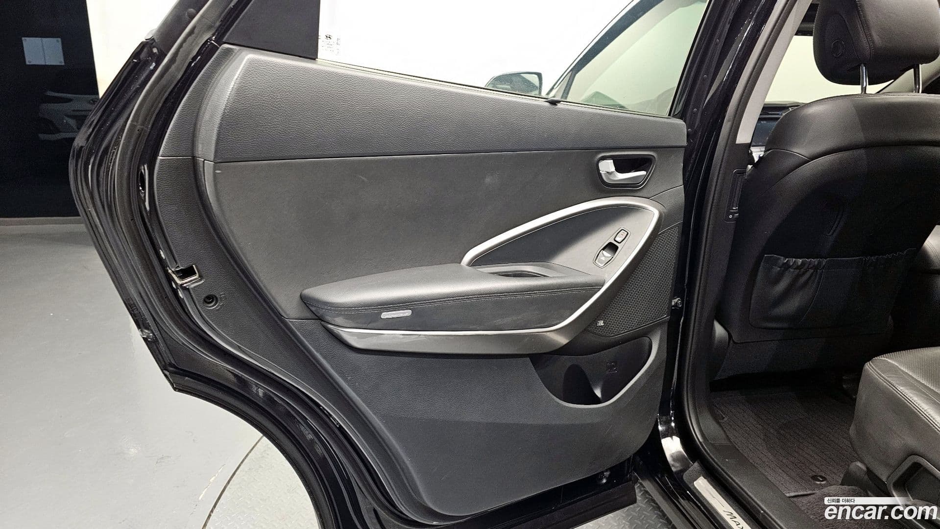 Main__Slider__Photo:Maxcruz Hyundai 2016.11-24