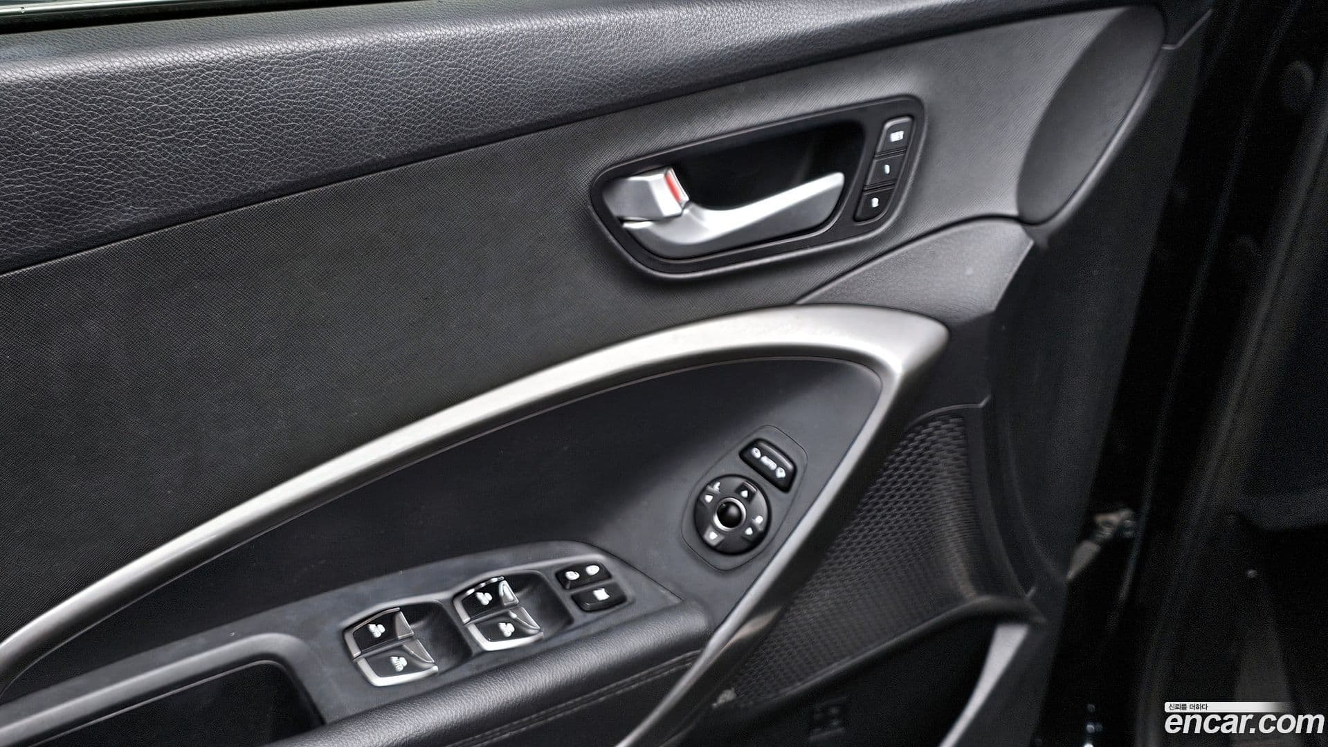Main__Slider__Photo:Maxcruz Hyundai 2016.11-27
