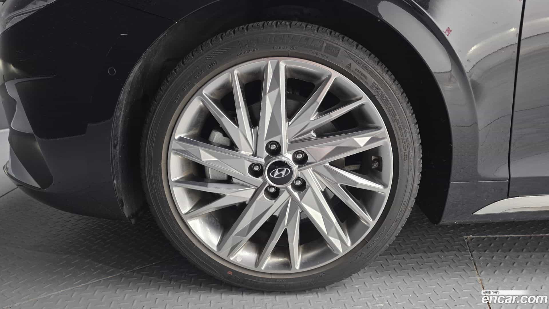 Grandeur Hyundai 2022.2-OUTER-005